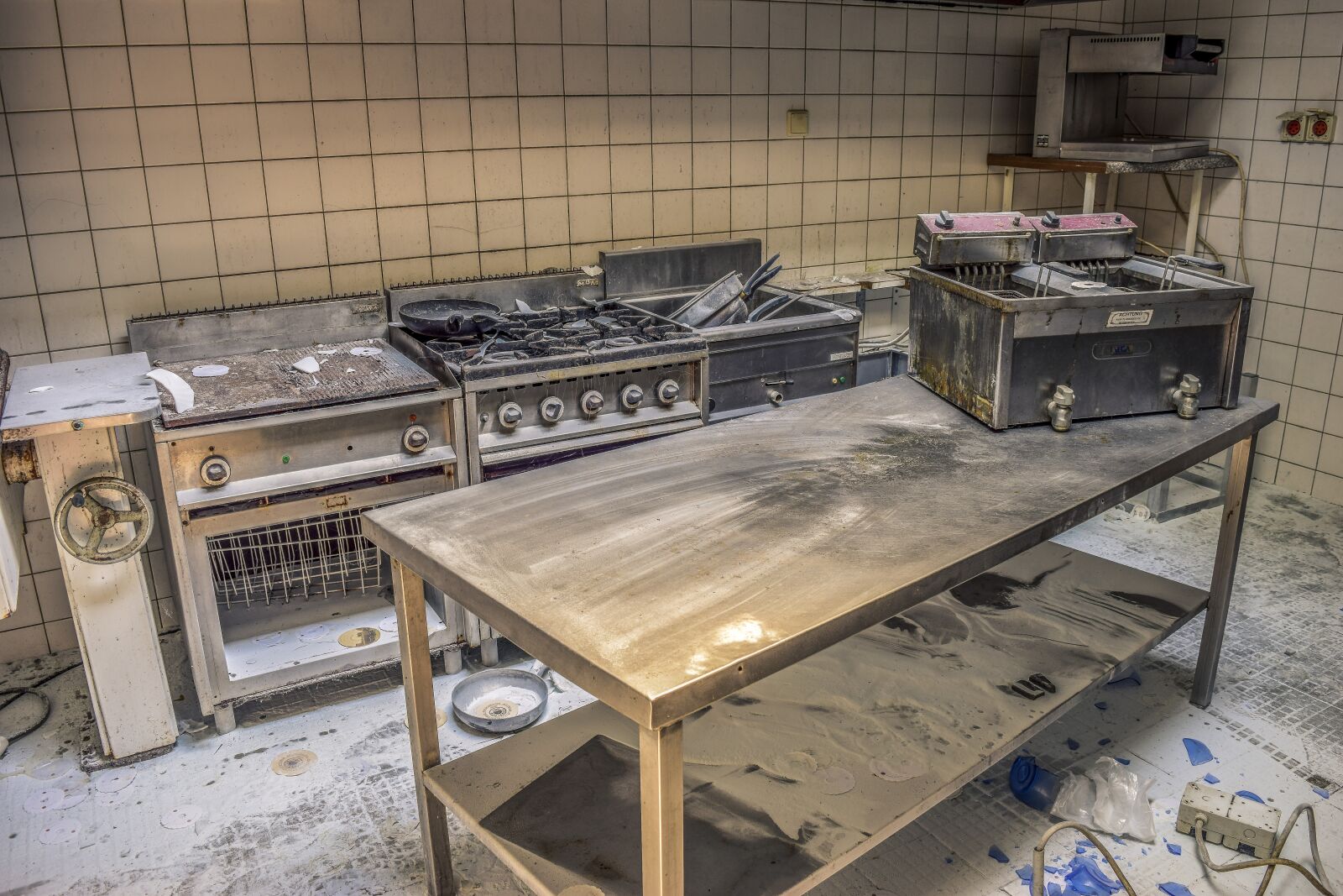 Nikon D3300 sample photo. East places, kitchen, abandoned photography
