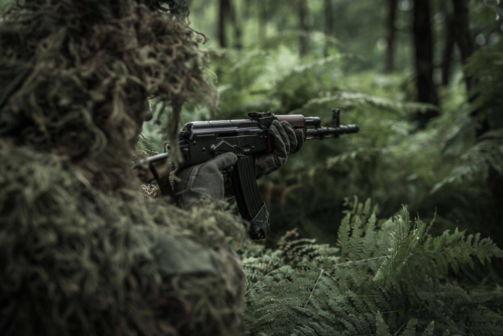 Nikon D800 sample photo. Soldier, the war, the photography