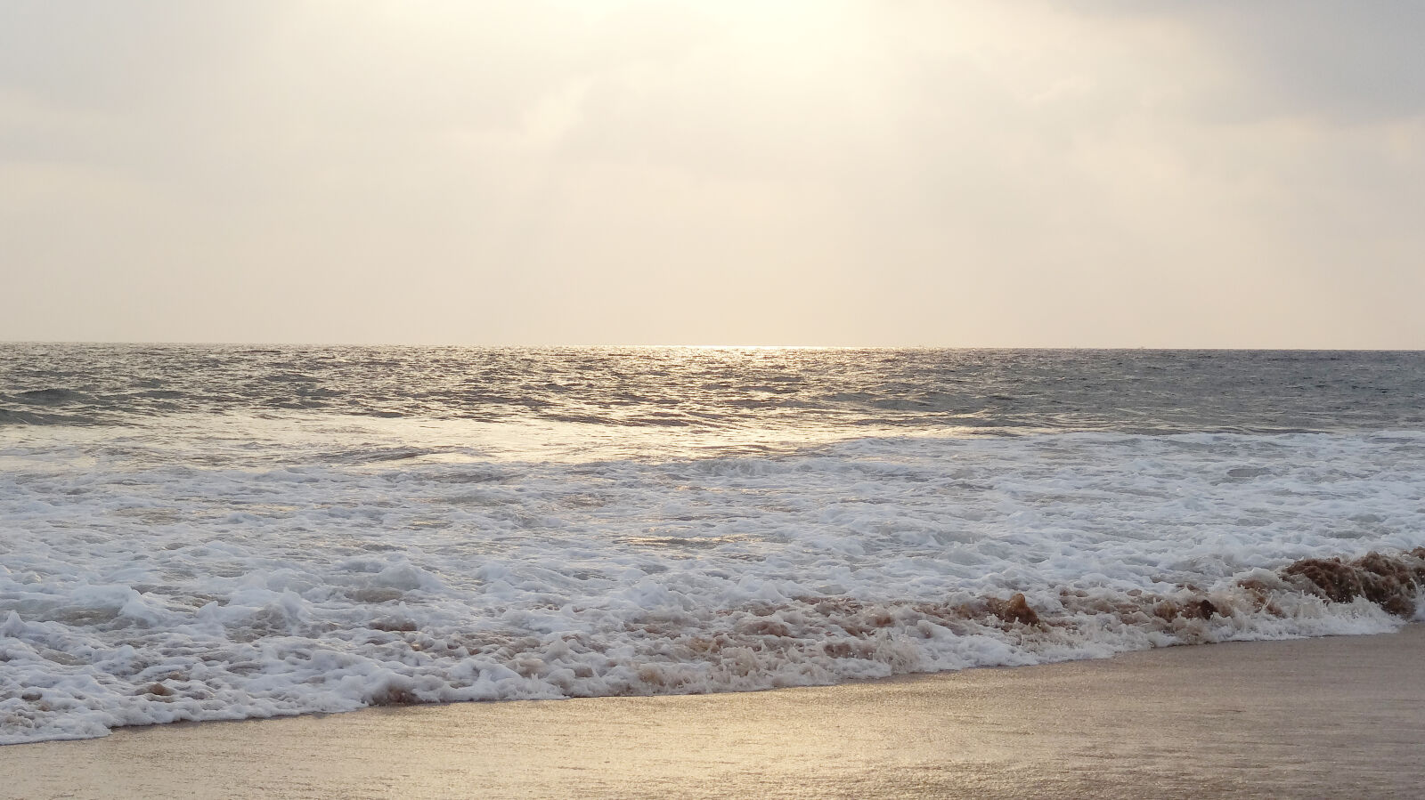 Sony Cyber-shot DSC-HX10V sample photo. Beach, sea, sunset, wave photography