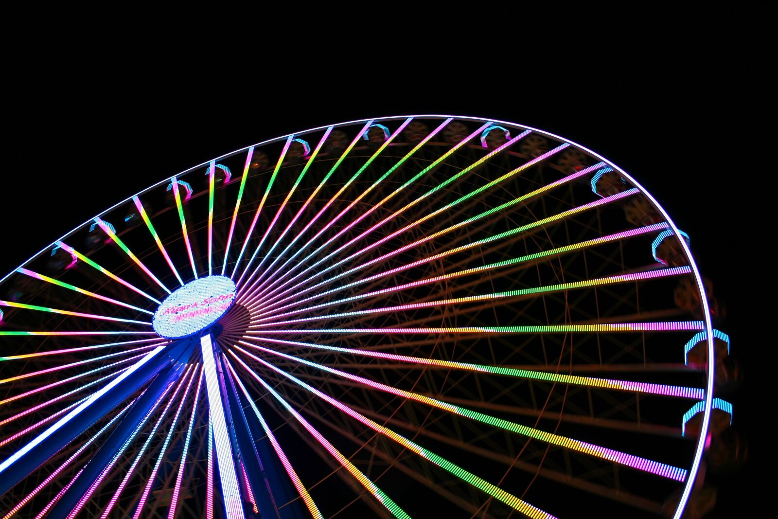 Canon EOS 400D (EOS Digital Rebel XTi / EOS Kiss Digital X) sample photo. Oktoberfest, ferris wheel, ride photography
