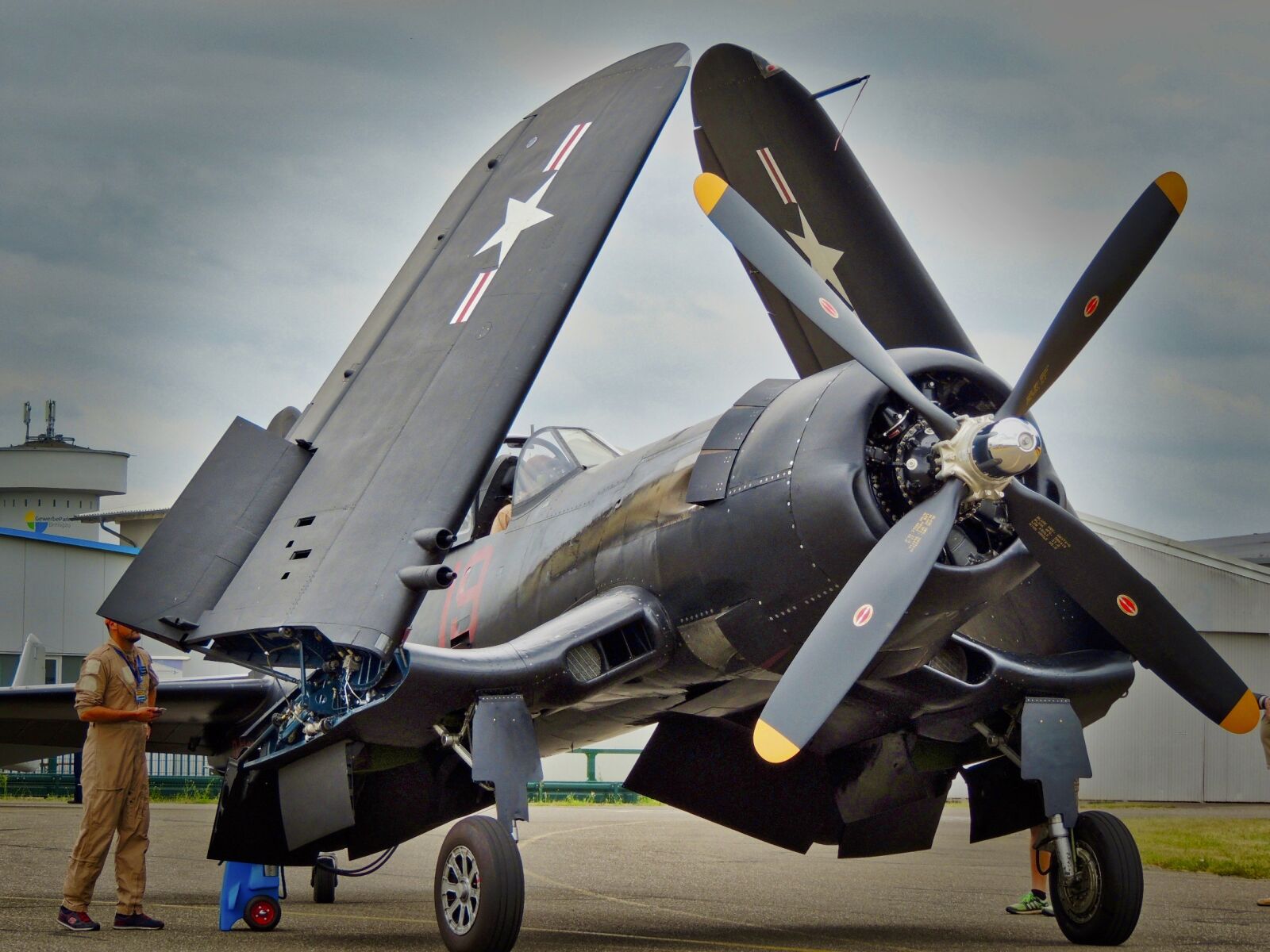 Nikon Coolpix P510 sample photo. Aircraft, airport, military photography
