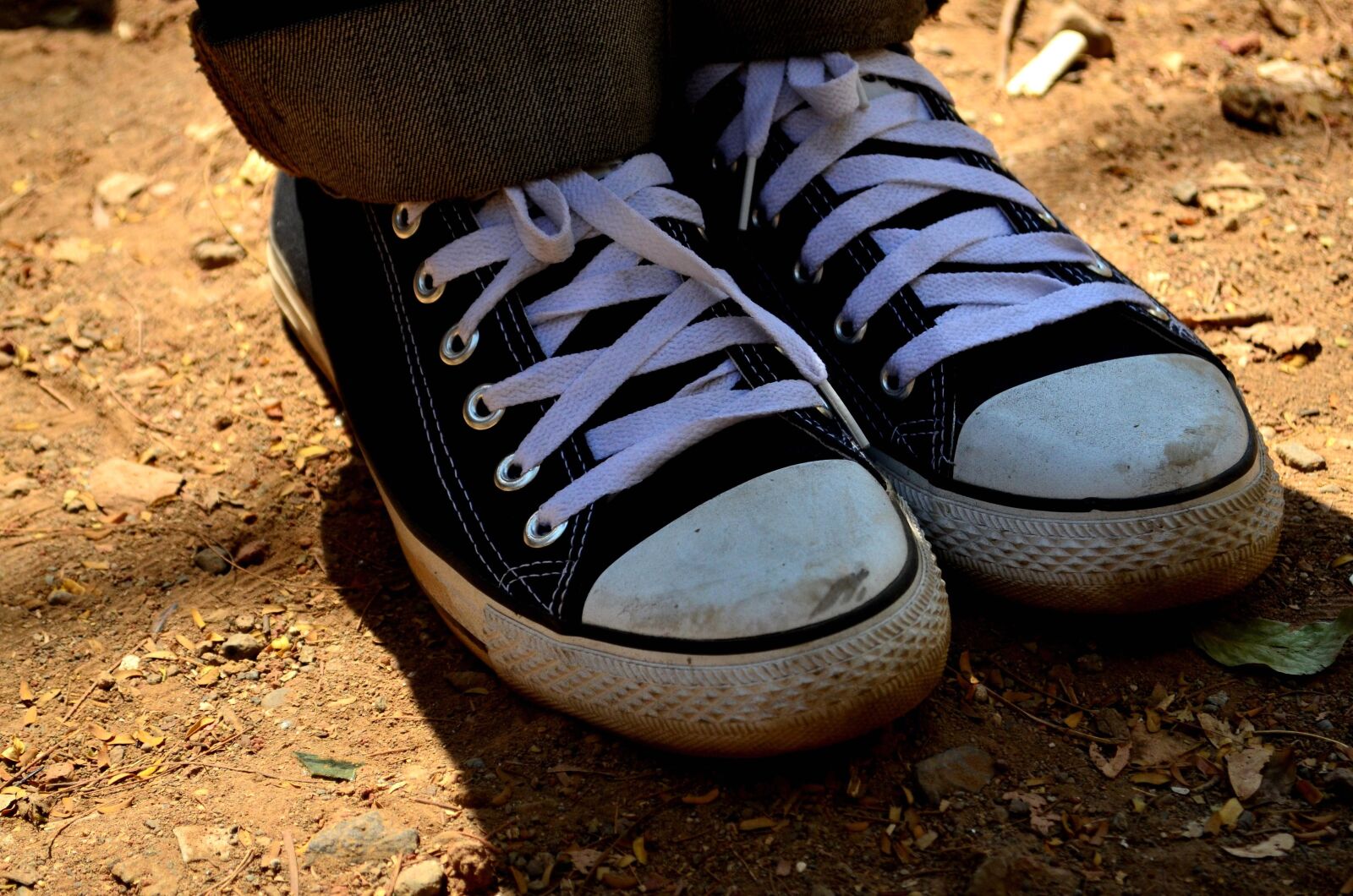 Nikon D5100 sample photo. Shoelace, canvas, shoe, sneakers photography