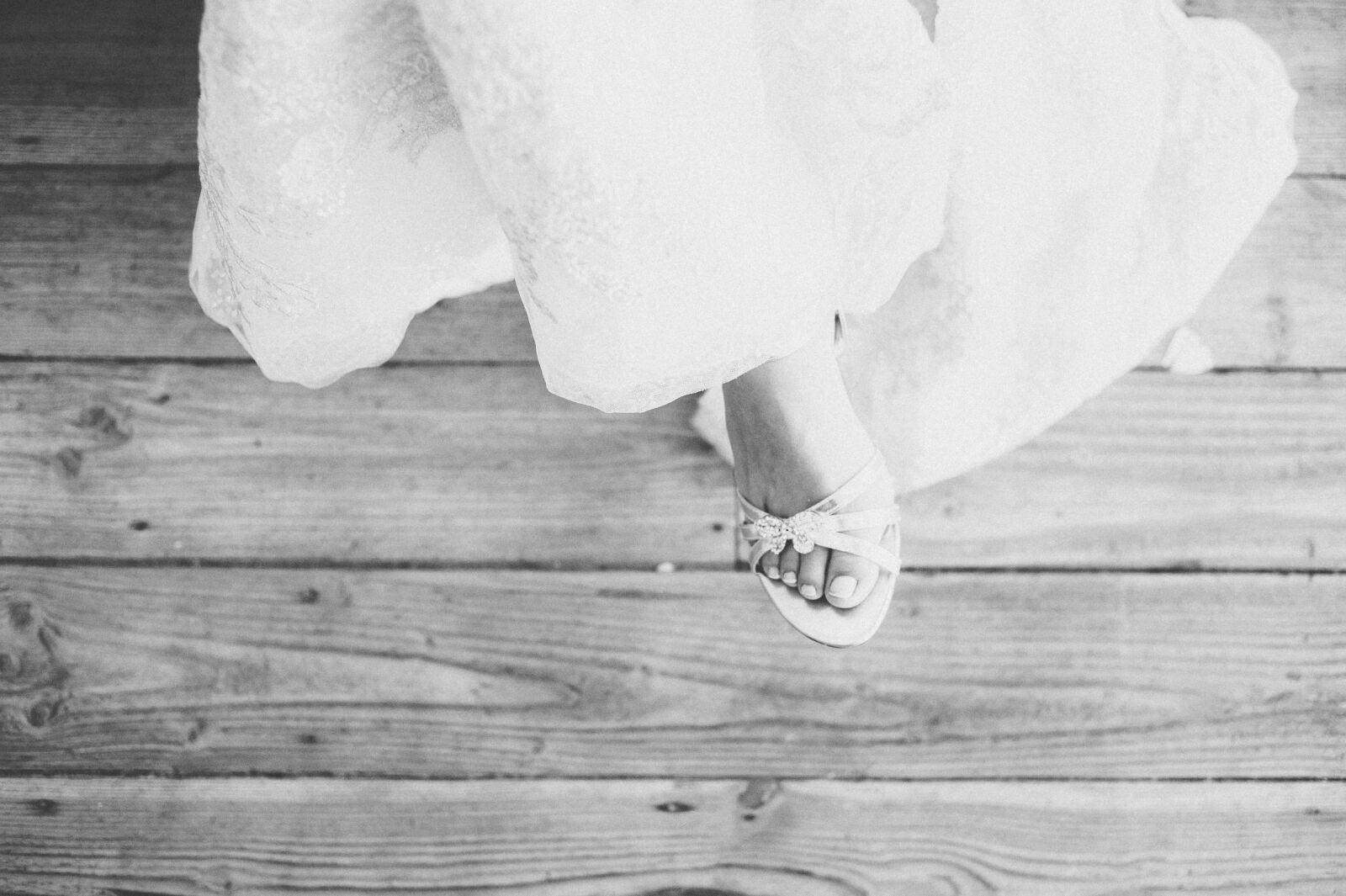 Nikon D700 sample photo. Wedding, shoes, toes photography