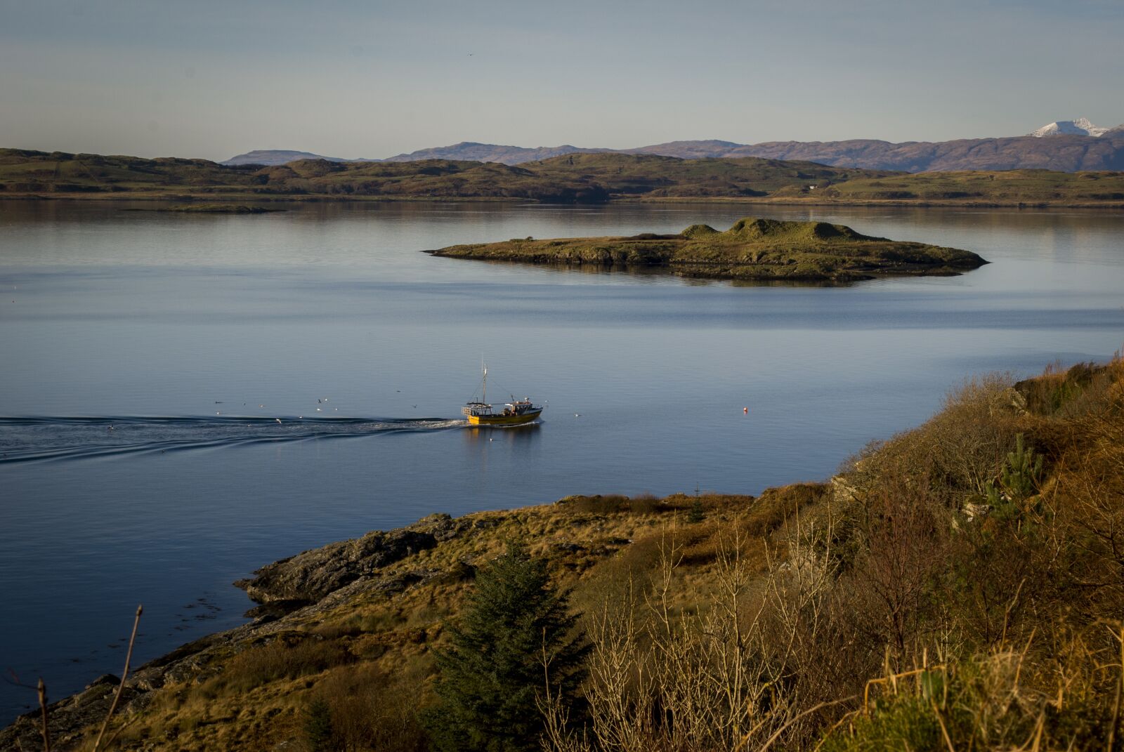 Nikon D3000 sample photo. Boat, loch, island photography