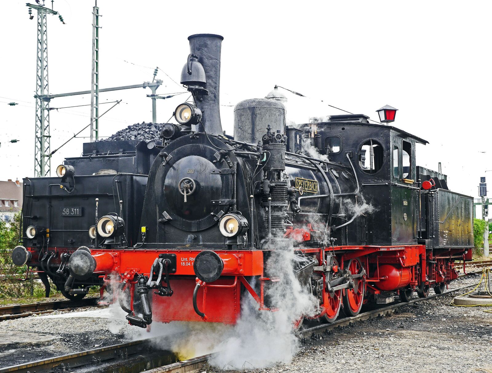 Panasonic Lumix DMC-GH3 sample photo. Steam locomotive, depot, investigation photography
