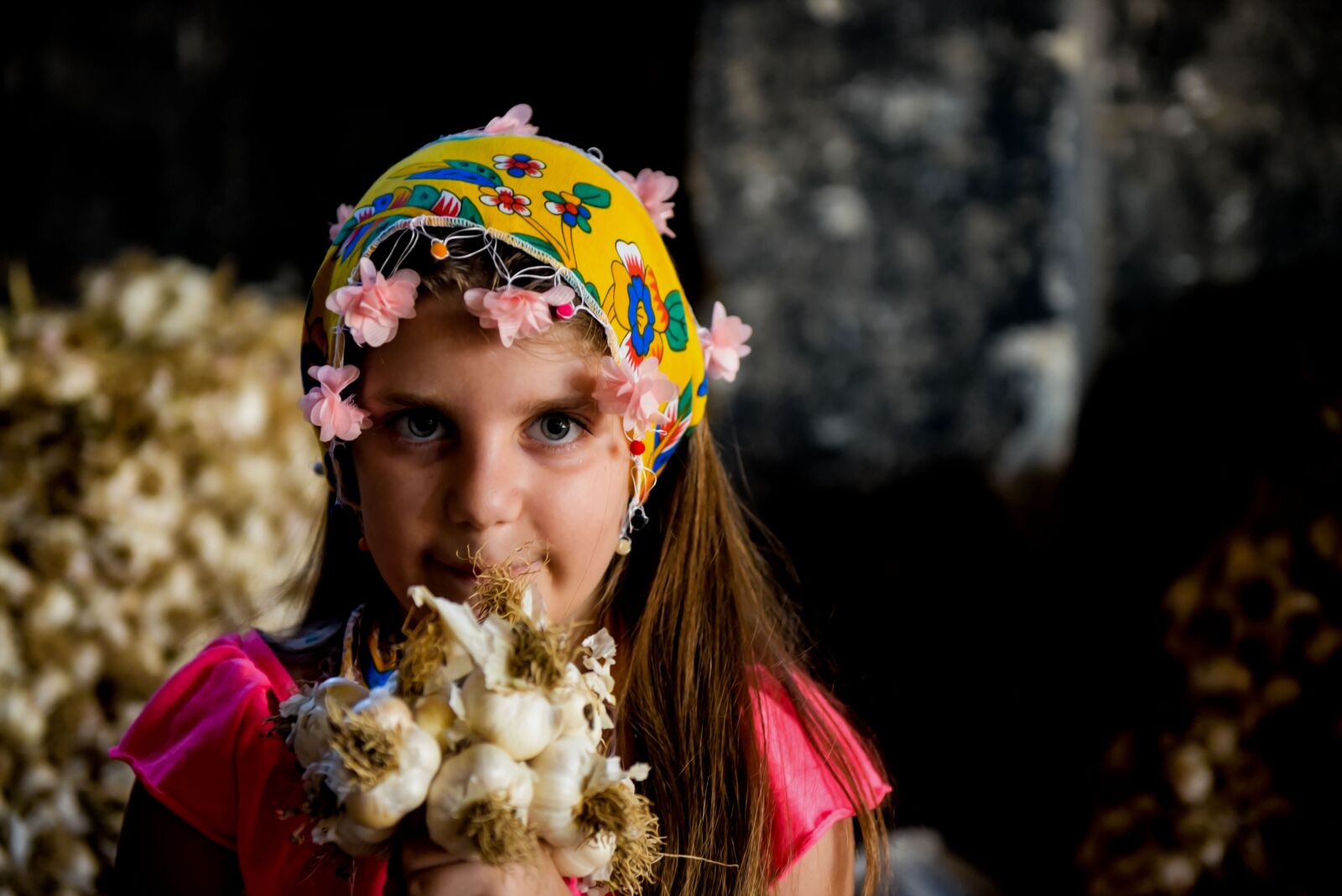 Nikon D750 sample photo. Nature, child, garlic photography