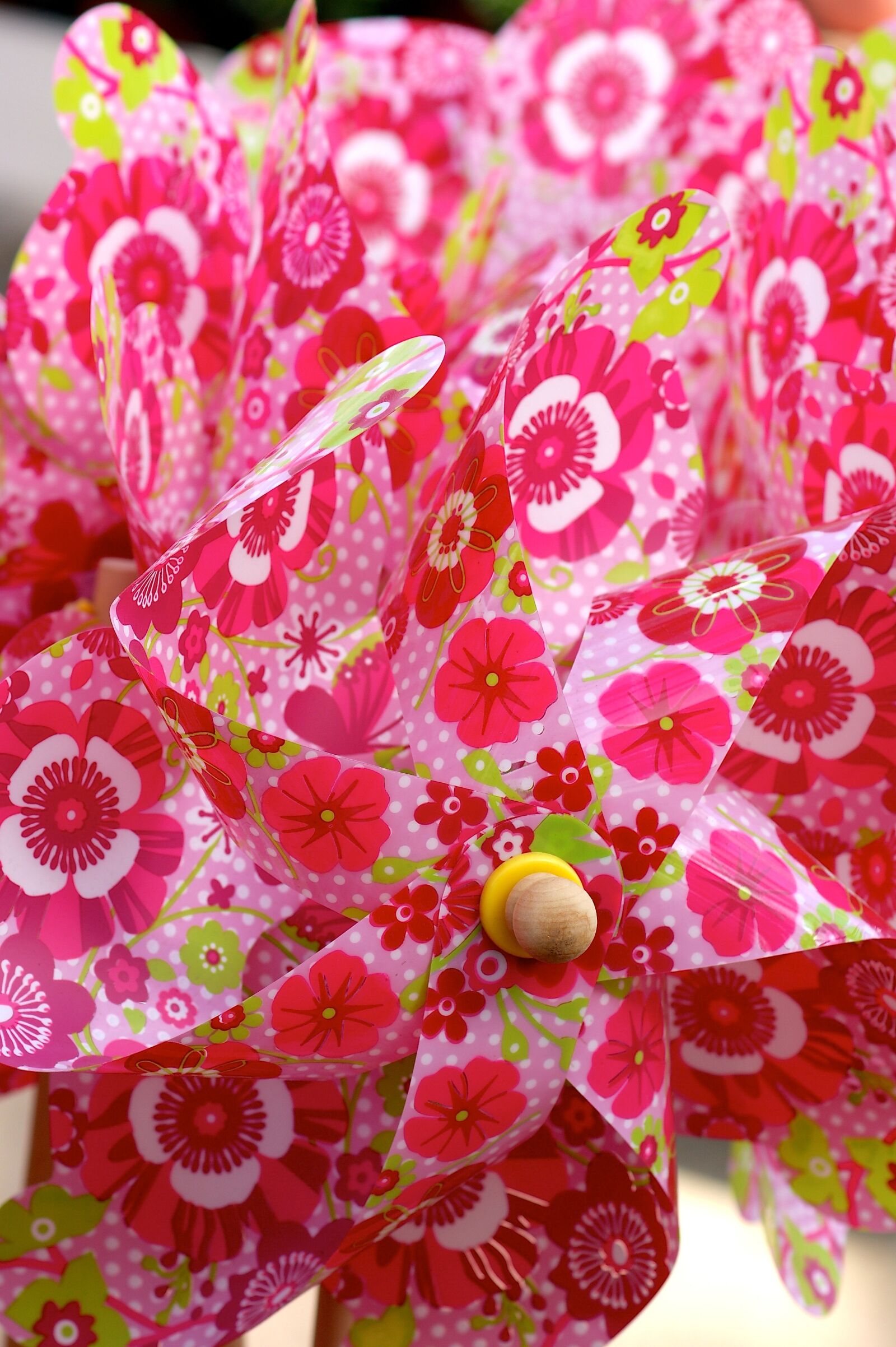 Sony Alpha DSLR-A350 sample photo. Pinwheel, summer, windspiel photography