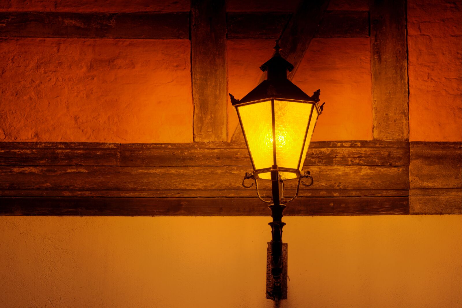 Sony SLT-A77 sample photo. Lamp, light, energy photography