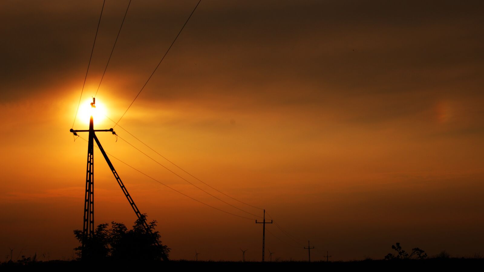 Canon EOS 100D (EOS Rebel SL1 / EOS Kiss X7) sample photo. Sunset, day s, column photography