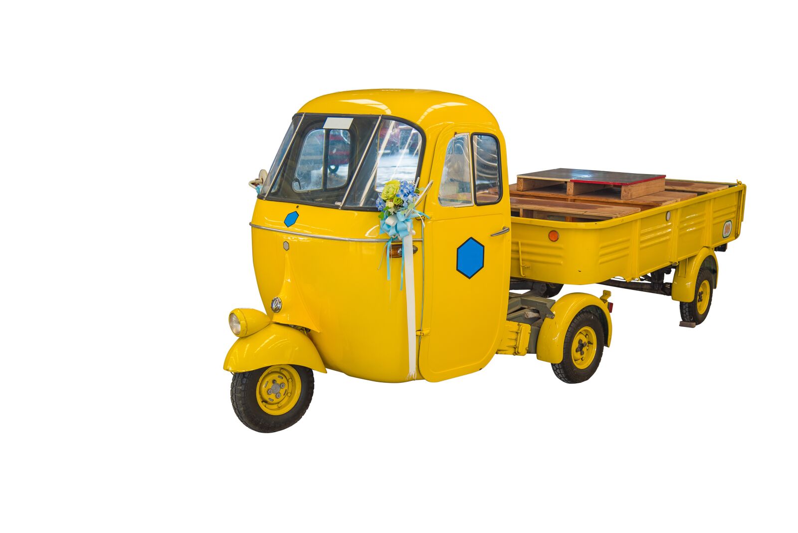 Nikon D750 sample photo. Automobile, bumper, car photography