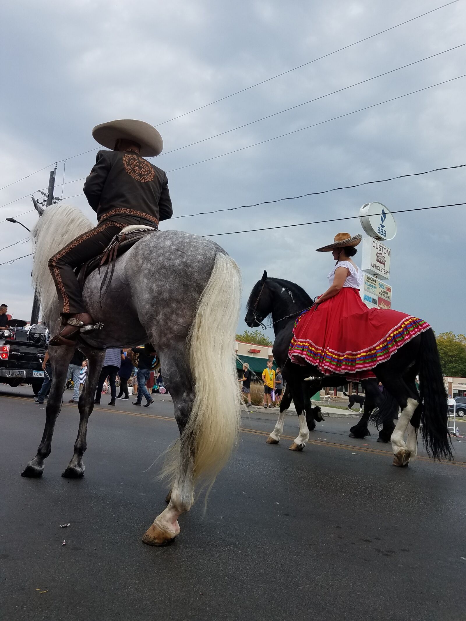 Samsung Galaxy S7 sample photo. Horse, mexican, parade photography