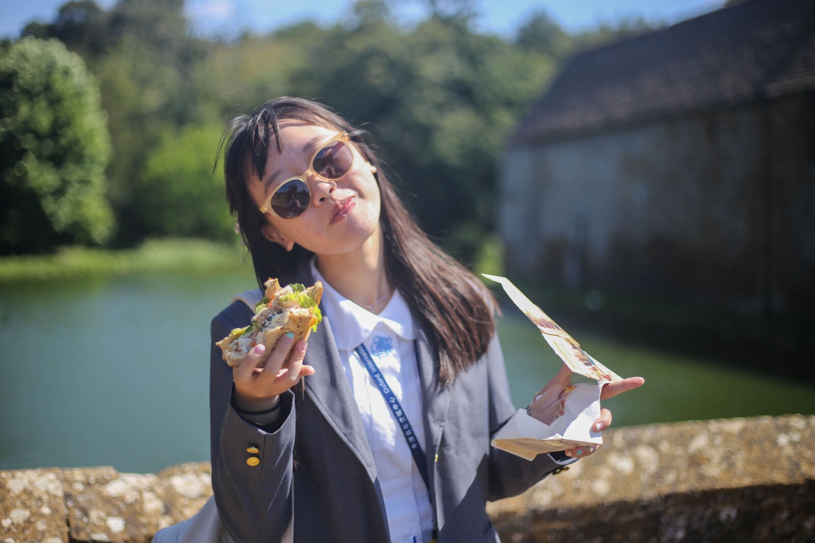 Canon EOS 6D sample photo. Girl, eating, a, sanwich photography