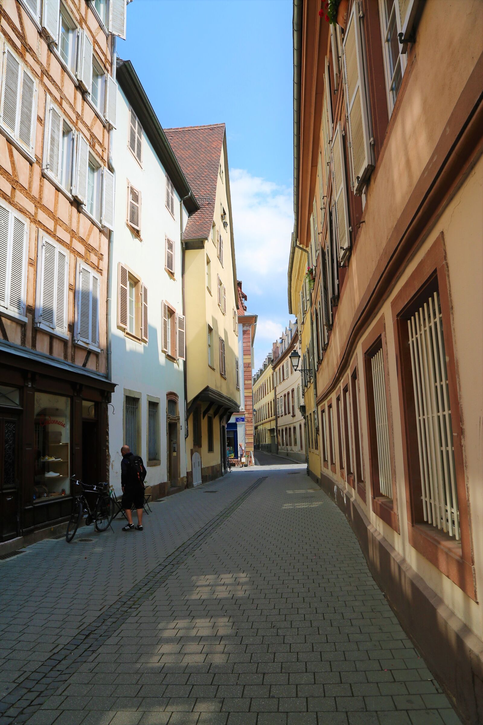 Canon EF 24-105mm F4L IS USM sample photo. Street, buildings, architecture photography