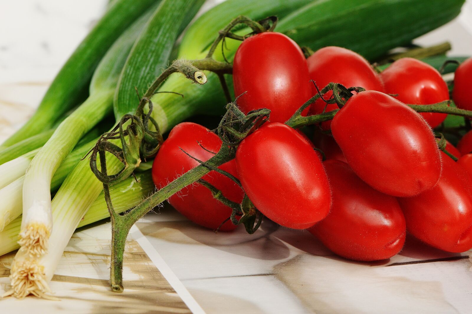 Nikon D3200 sample photo. Tomatoes, spring onions, vegetables photography