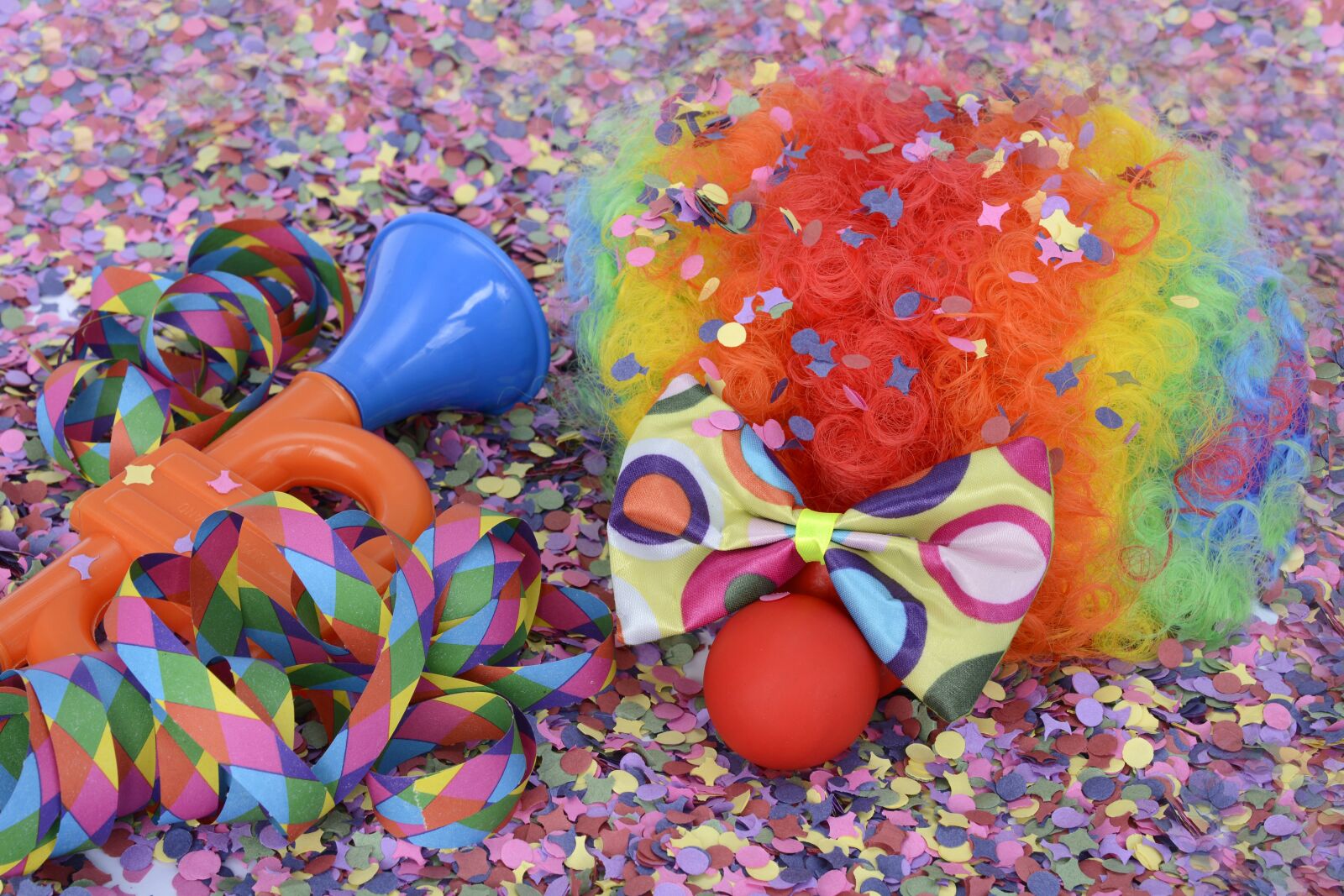 Nikon D7100 sample photo. Wig, confetti, streamer photography