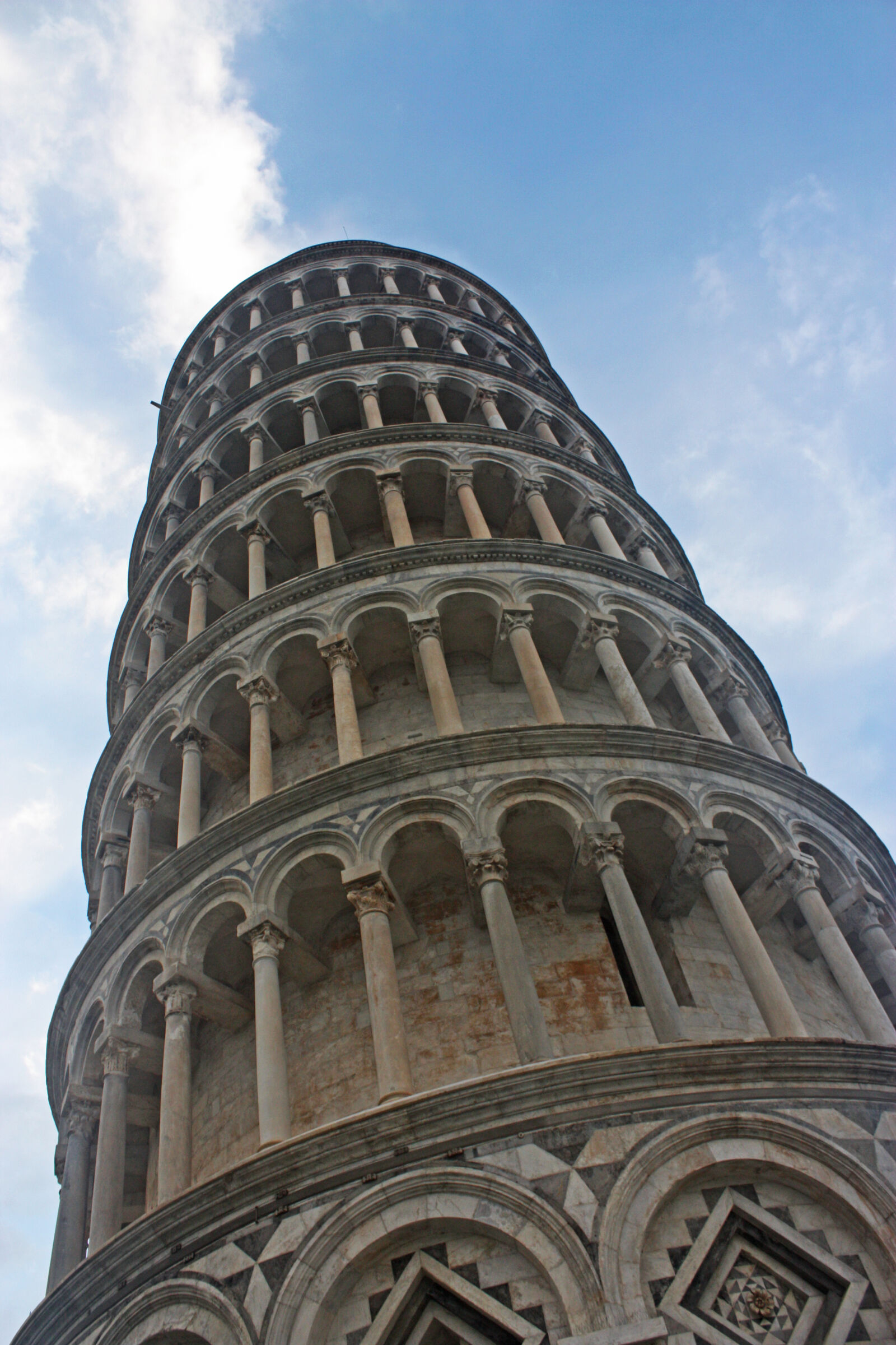 Canon EOS 450D (EOS Rebel XSi / EOS Kiss X2) sample photo. Landmark, building, italy, architecture photography