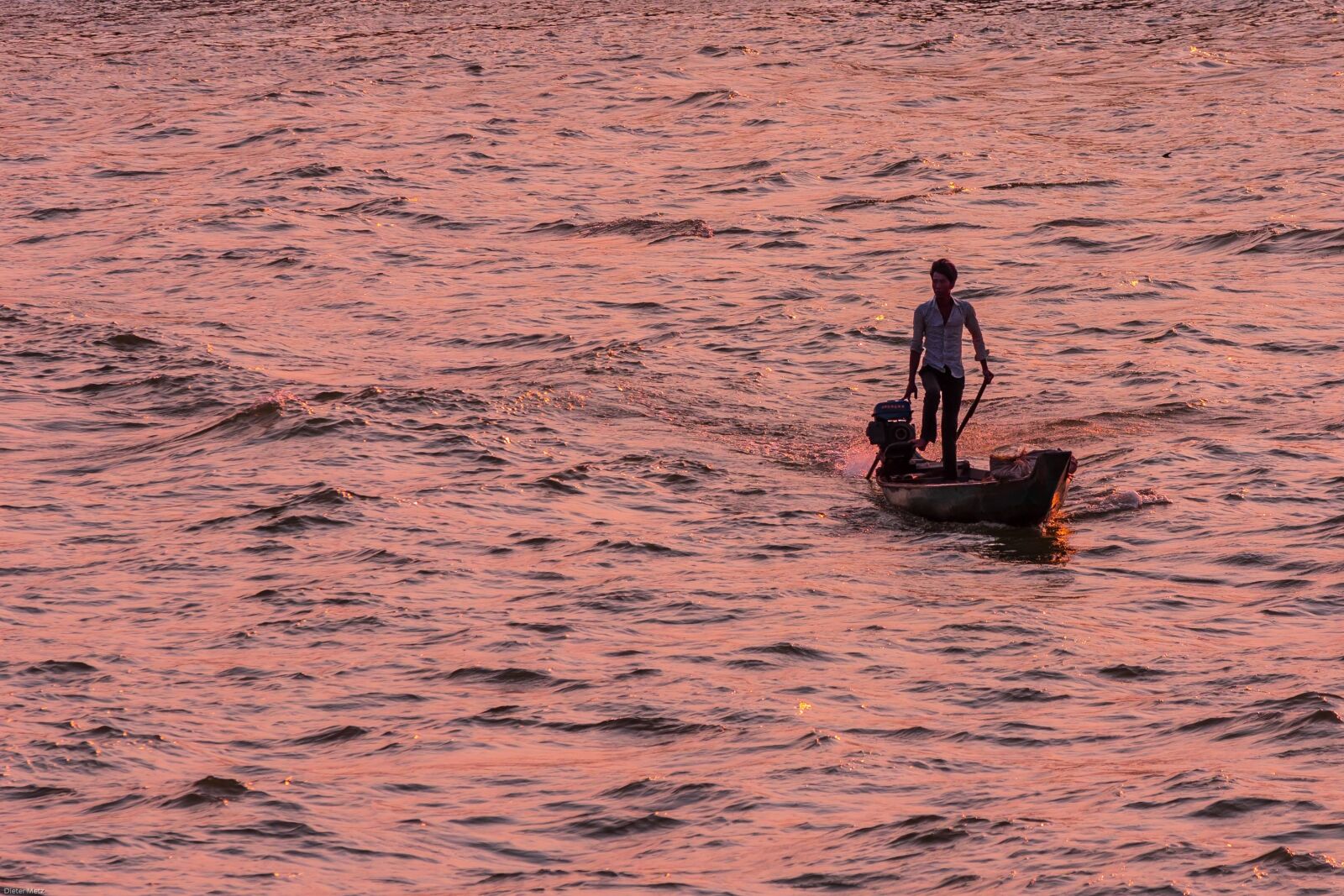 Canon EOS 7D Mark II sample photo. Vietnam, mekong river, evening photography