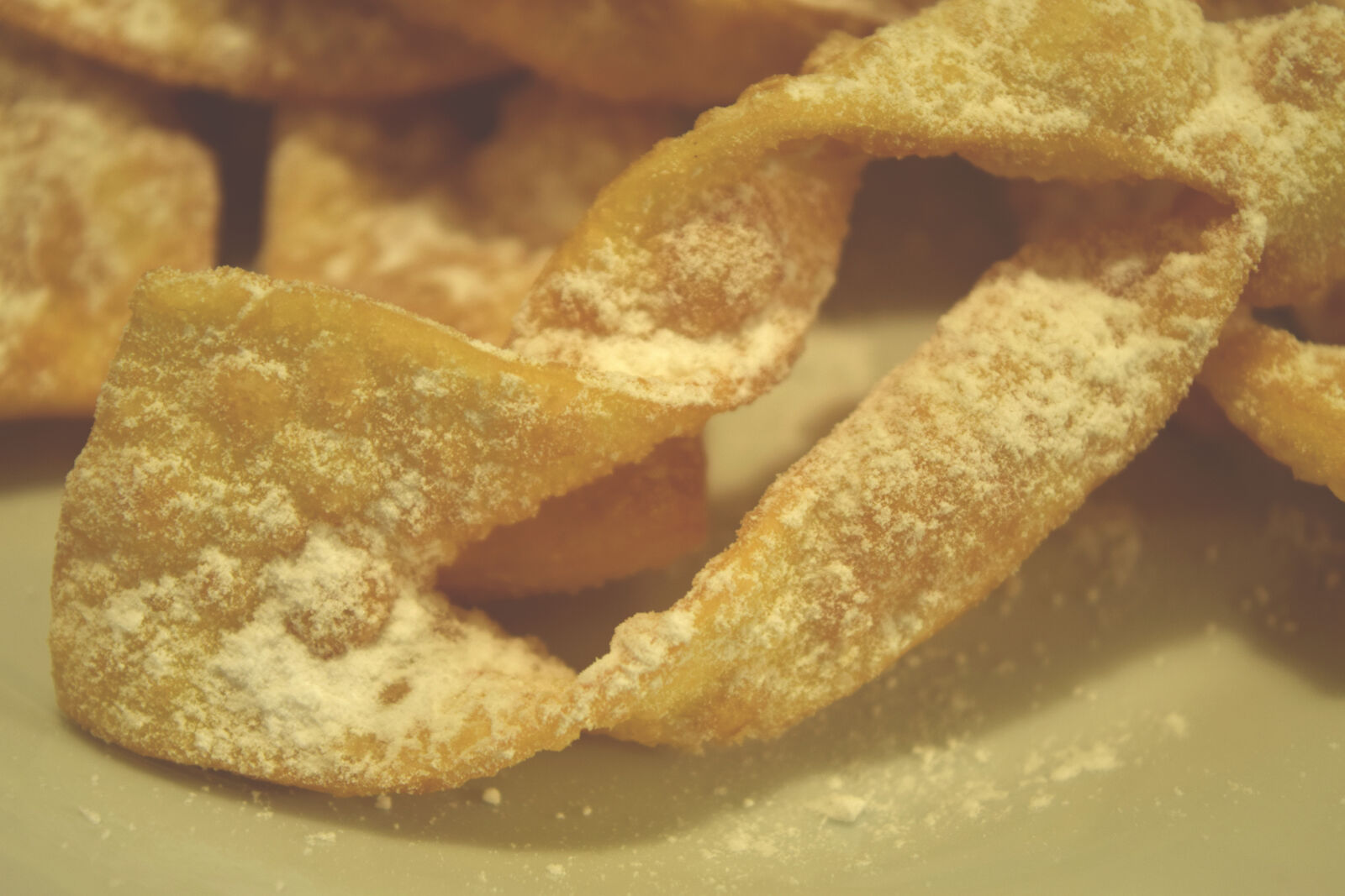 Nikon D3300 sample photo. Angel, wings, chrust, dessert photography