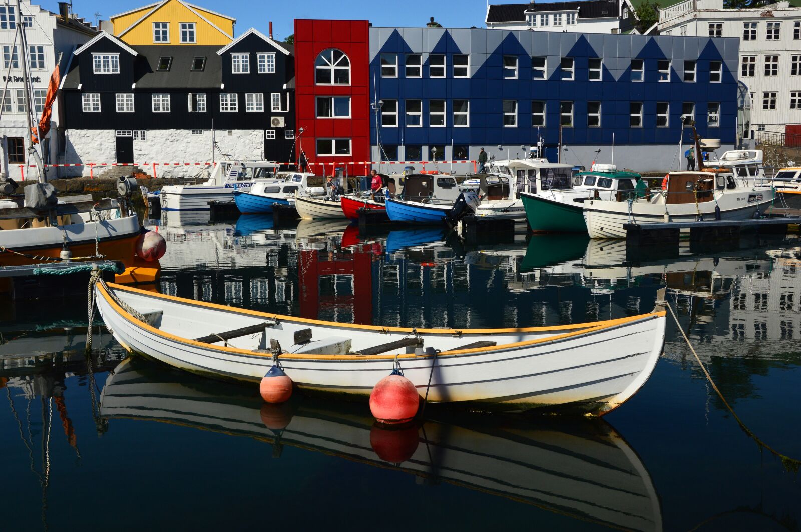Nikon D3200 sample photo. Port, boat, mirroring photography