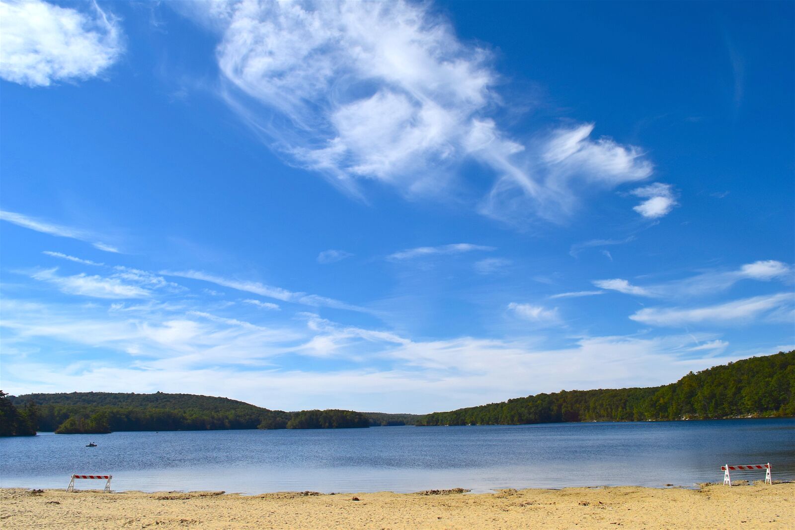 Nikon D3300 sample photo. Lake, park, bench photography