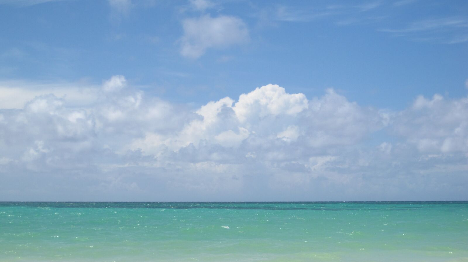 Canon PowerShot SD1200 IS (Digital IXUS 95 IS / IXY Digital 110 IS) sample photo. Ocean, beach, seashore photography