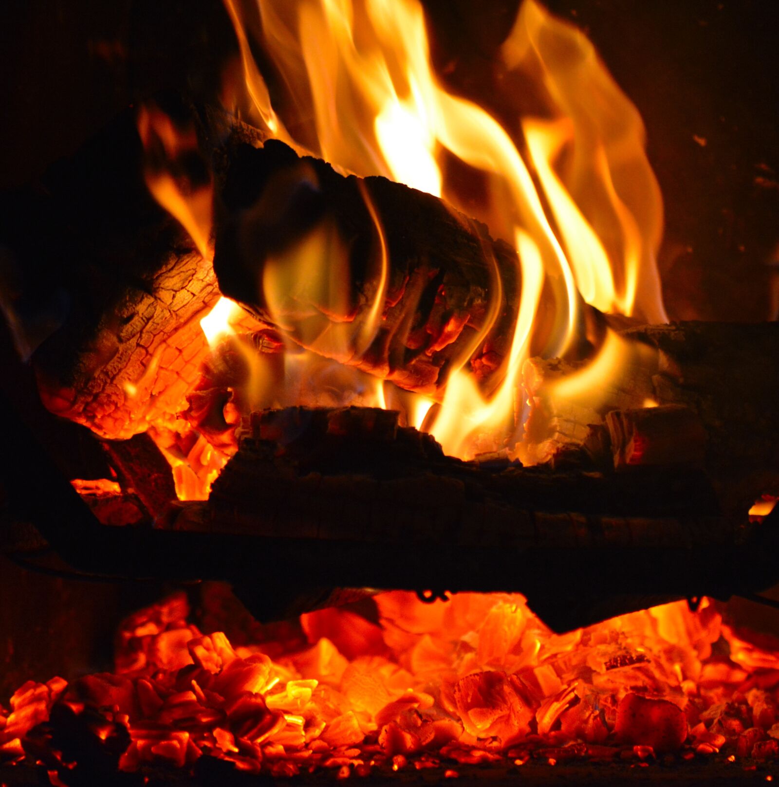 Nikon D5200 sample photo. Fire, lena, flames photography