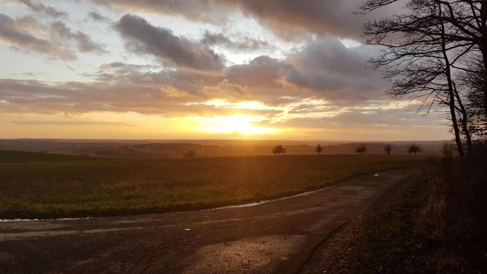 Samsung Galaxy S8 sample photo. Bliesgau, sun, away photography