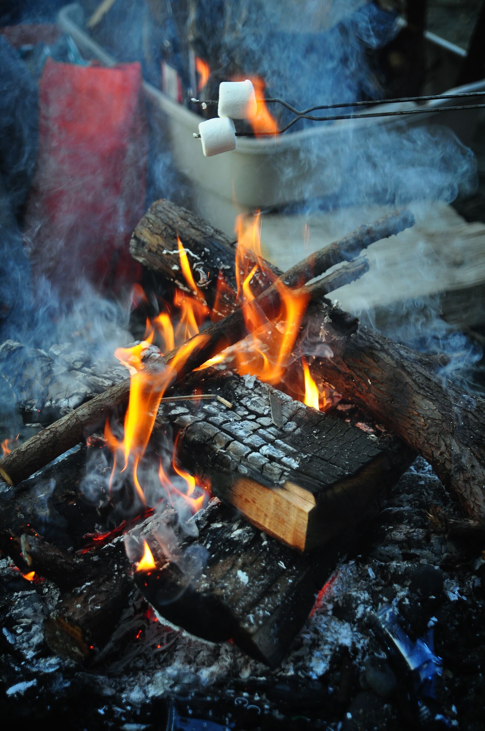 Nikon D90 sample photo. Flame, smoke, heat photography