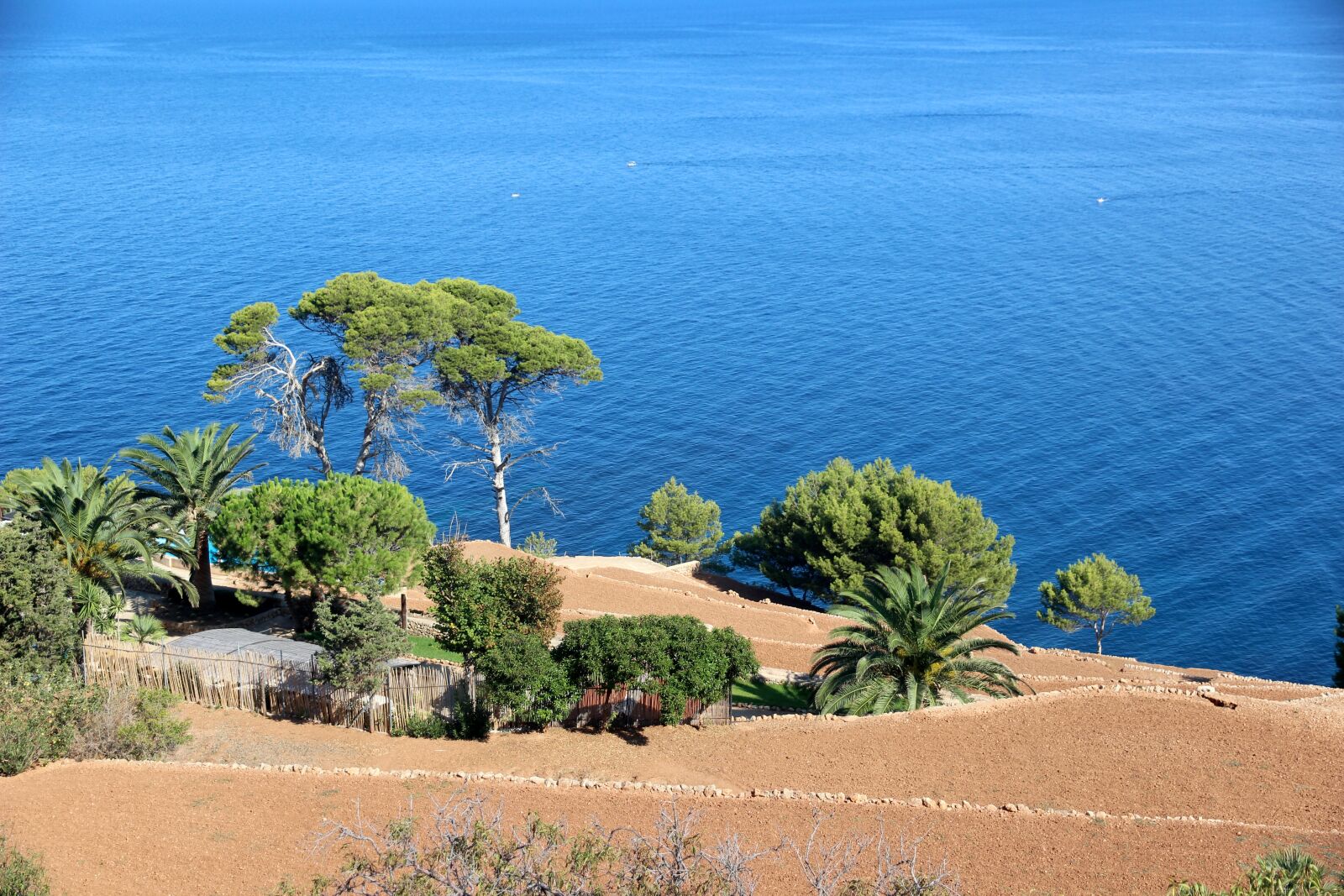 Canon EOS 600D (Rebel EOS T3i / EOS Kiss X5) sample photo. Sea, water, coast photography