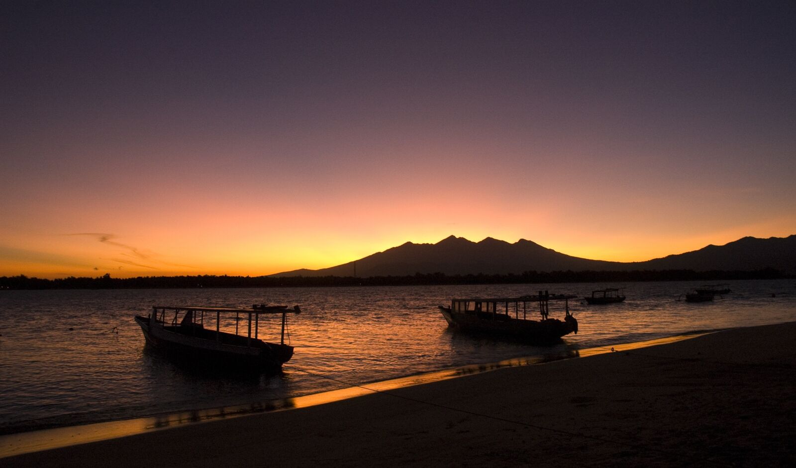 Nikon D70s sample photo. Beach, sunrise, paradise photography