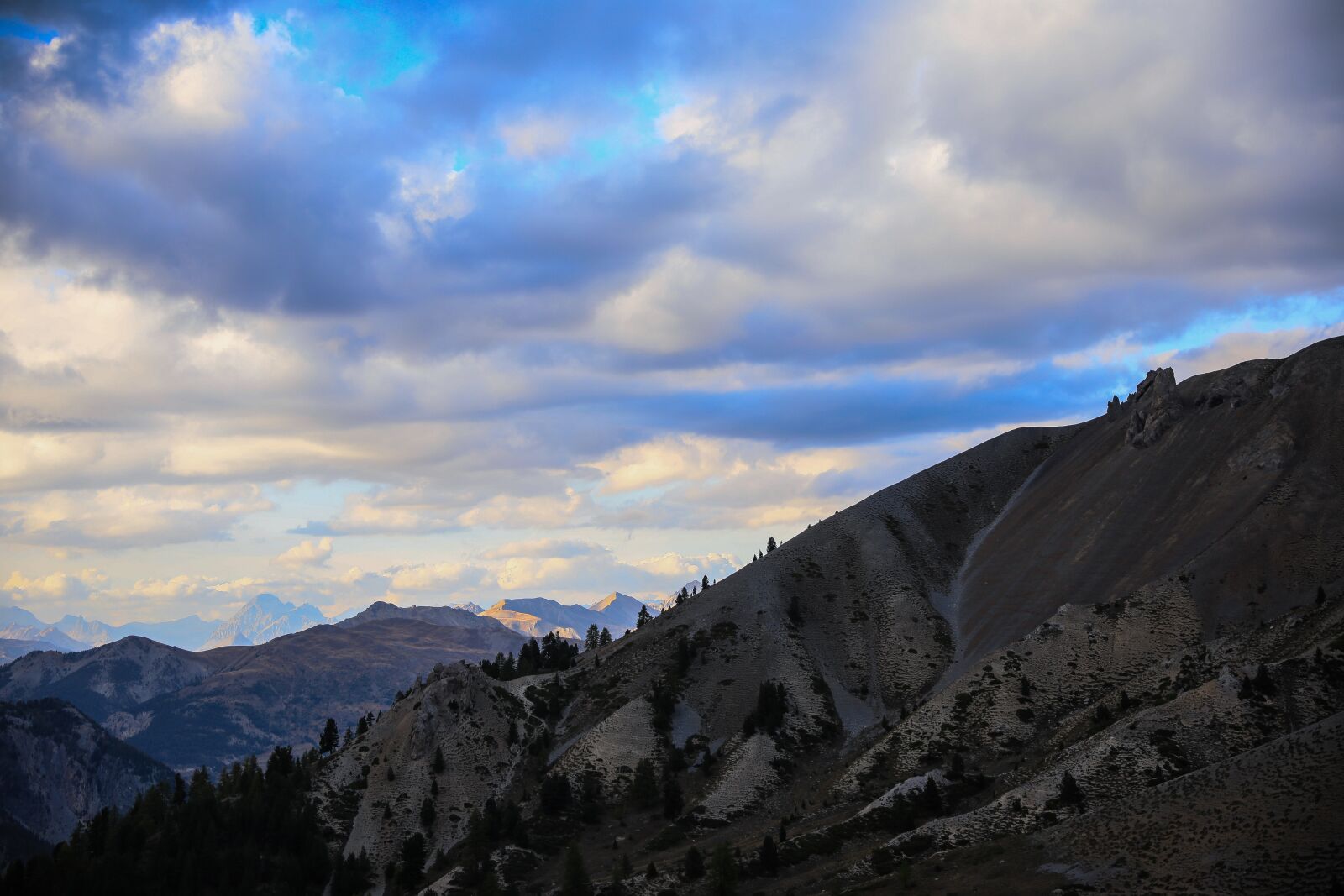 Canon EOS 5D Mark IV sample photo. Mountains, mountain range, mountain photography