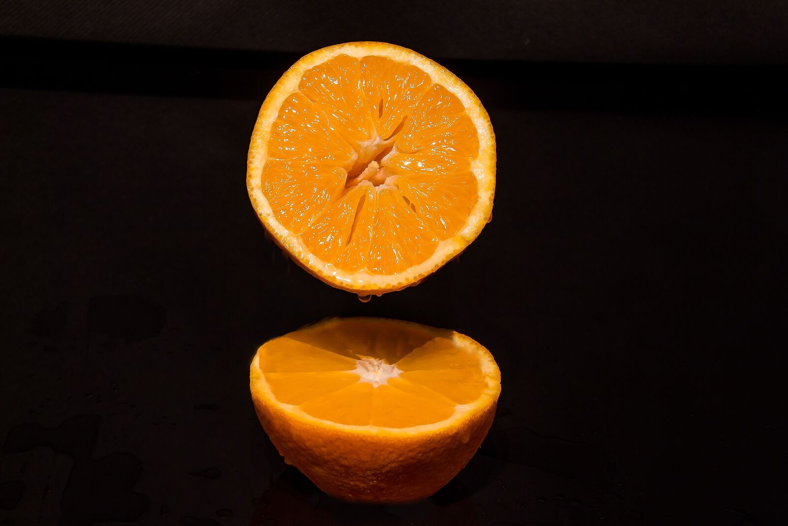 Canon EOS 650D (EOS Rebel T4i / EOS Kiss X6i) sample photo. Orange, oranges half, drip photography