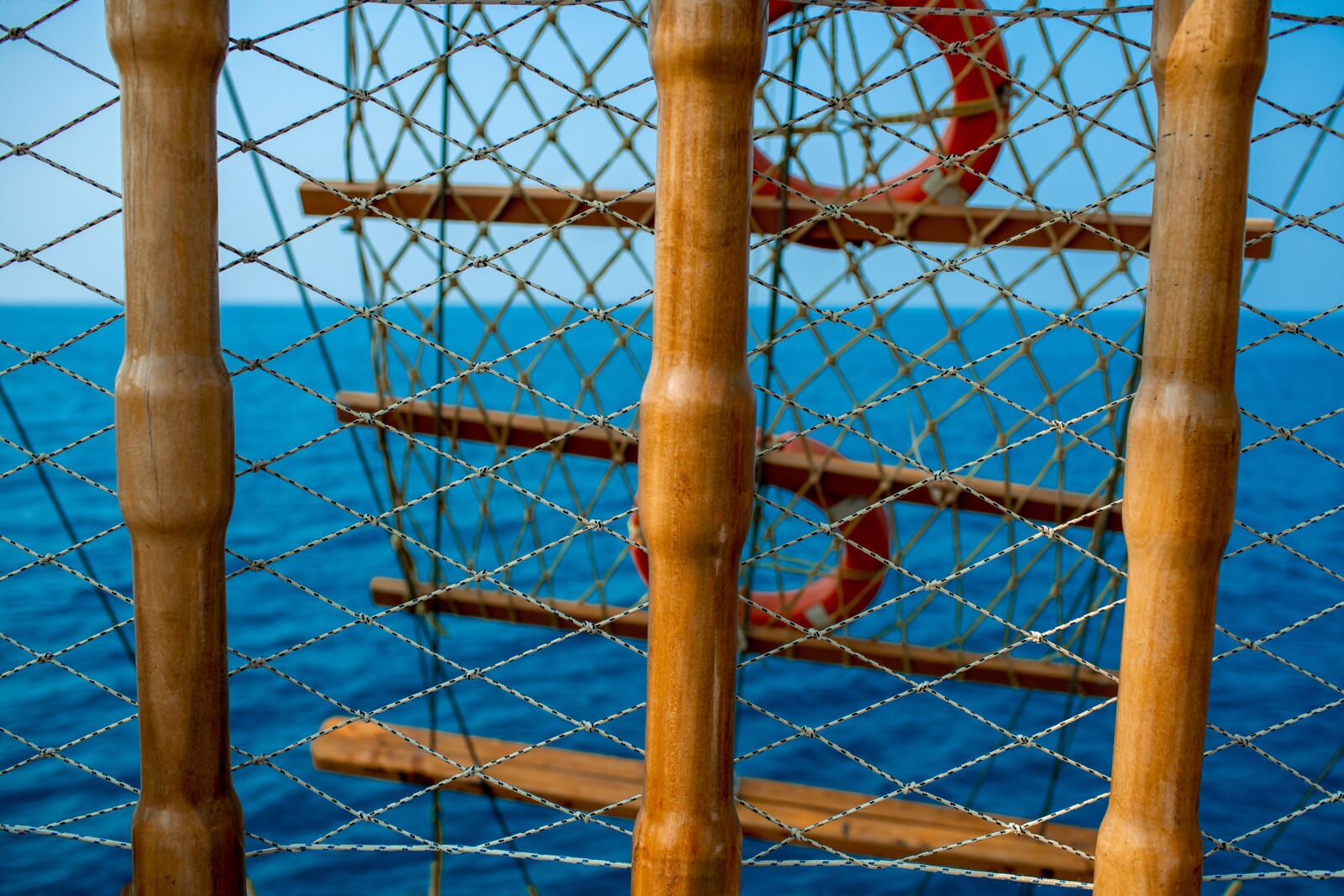 Nikon D800 sample photo. Ship, mast, ocean photography
