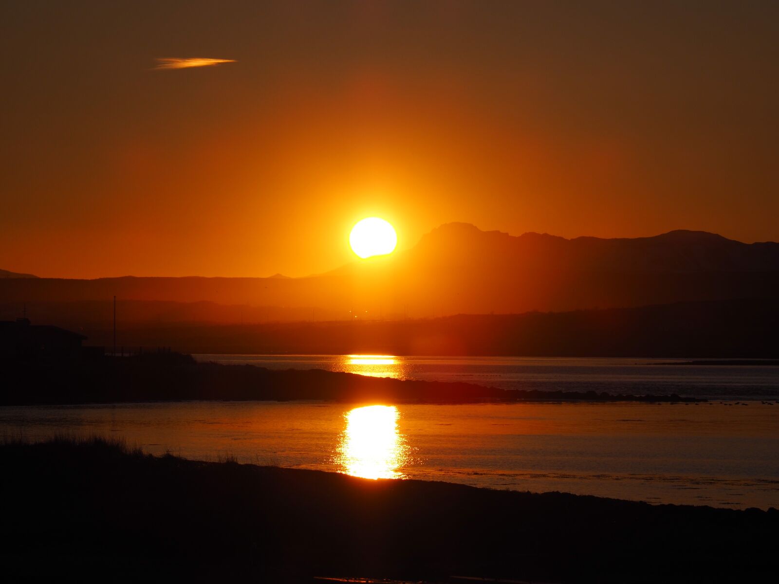 Olympus M.Zuiko Digital ED 12-100mm F4.0 IS Pro sample photo. Sunrise, sunset, dawn photography