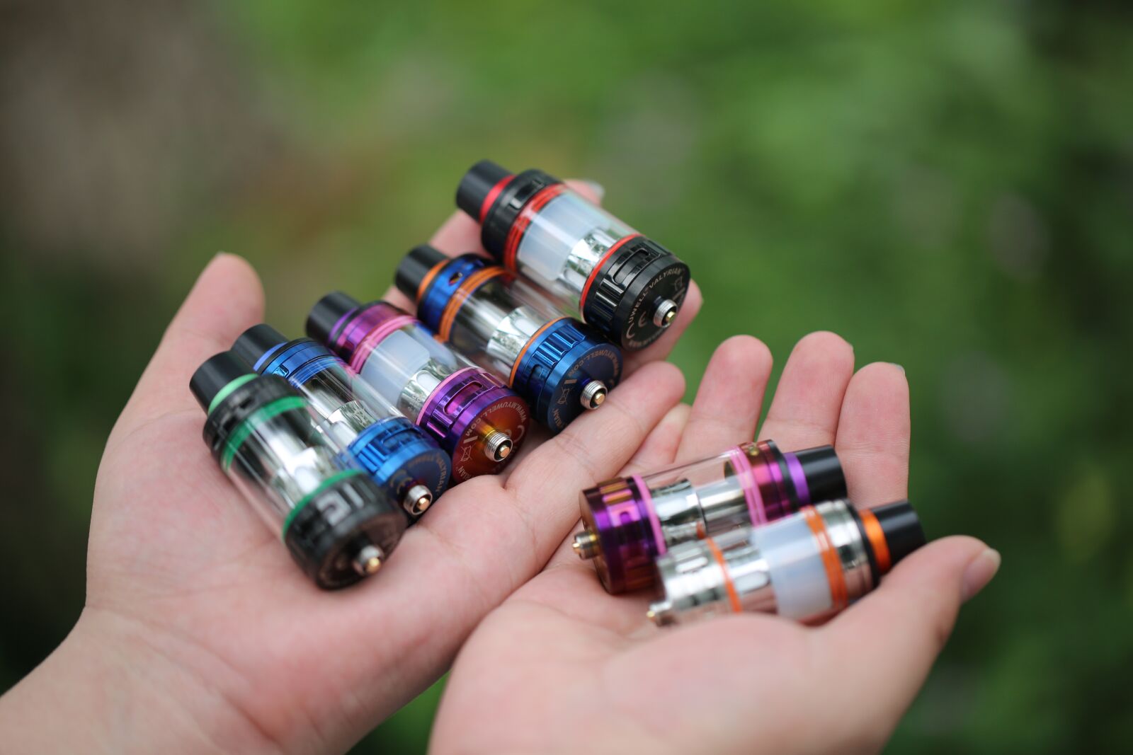 Canon EF 100mm F2.8L Macro IS USM sample photo. Vape, electronic cigarette, uwell photography