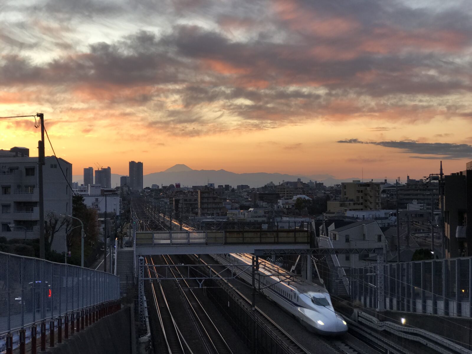 Apple iPhone 7 Plus sample photo. Bullet train, sunset, tokyo photography