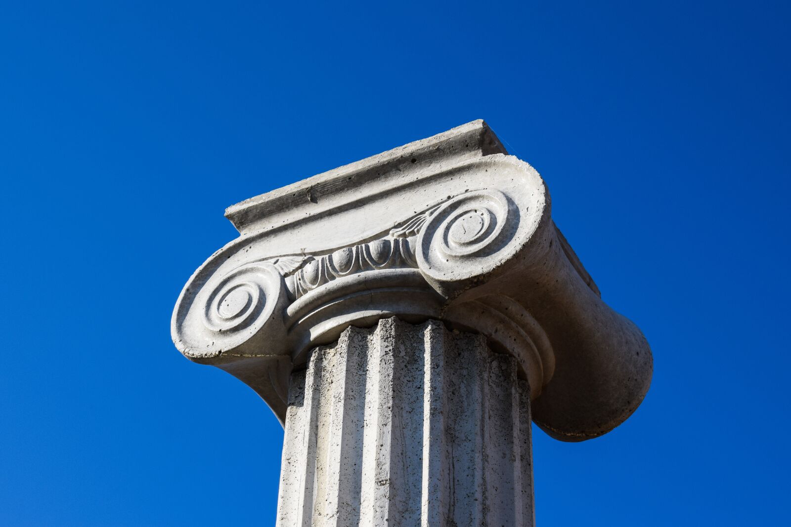 Nikon D3300 sample photo. Pillar capitals, greek, architecture photography