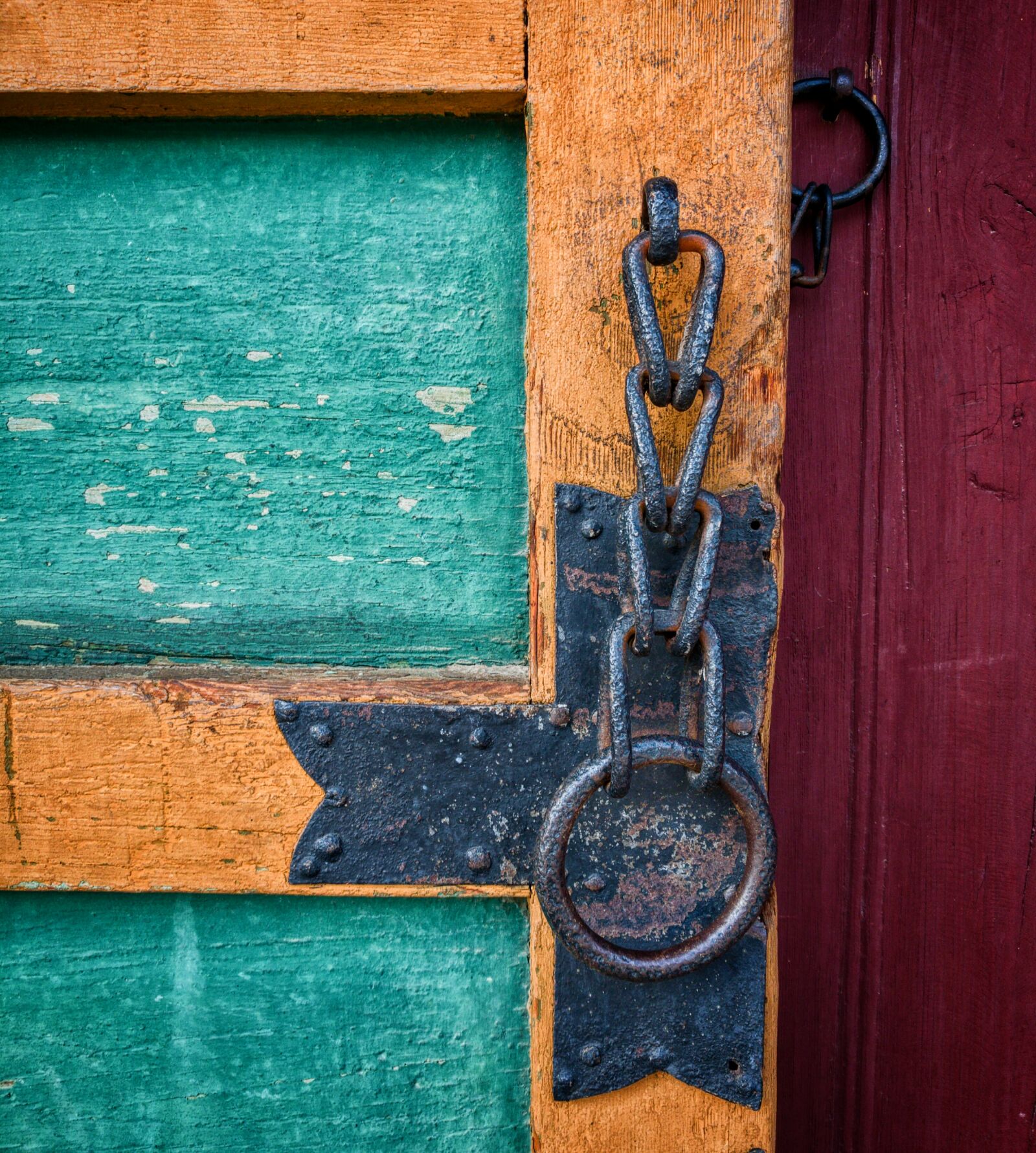HUAWEI P9 sample photo. Classic, colorful, door, fine photography