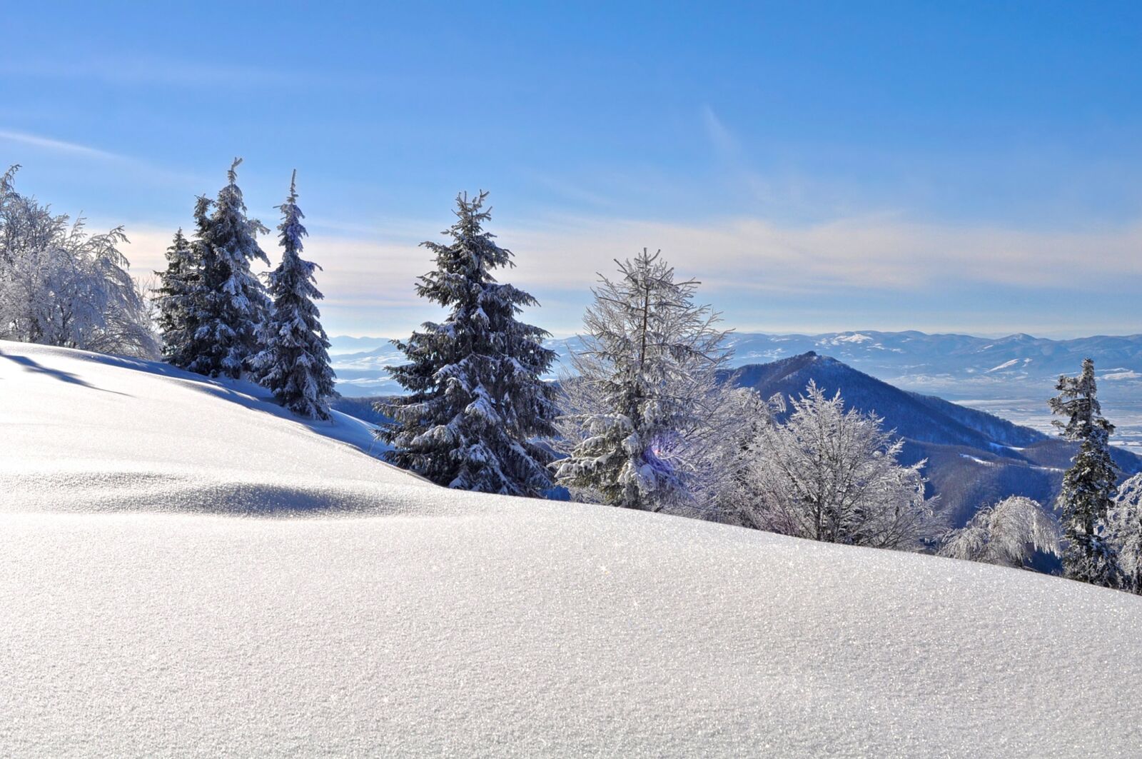 Nikon D90 sample photo. Snow, winter, mountain photography