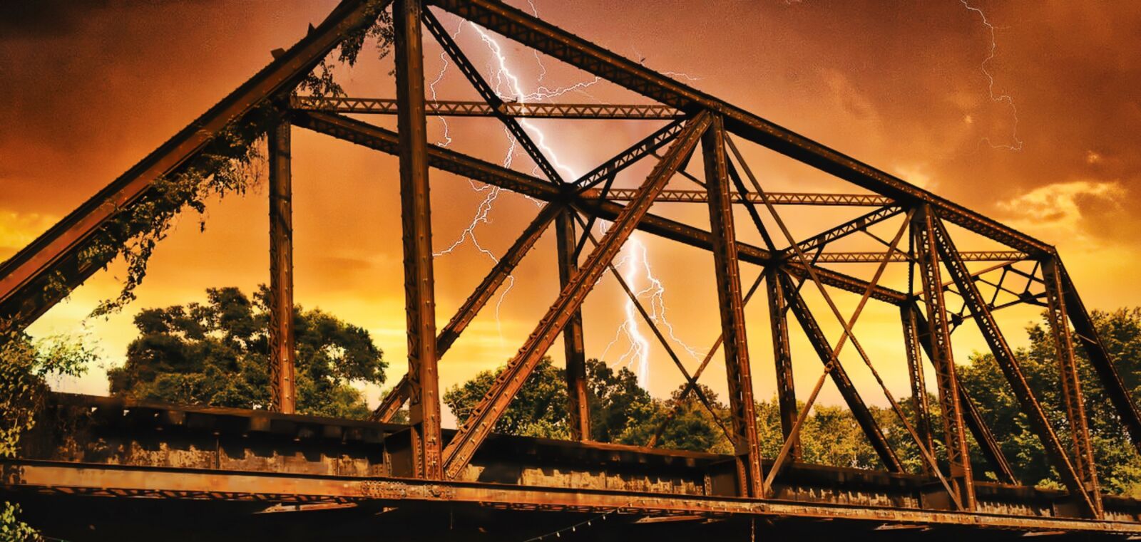 Apple iPhone 6 sample photo. Bridge, railroad, lightning photography