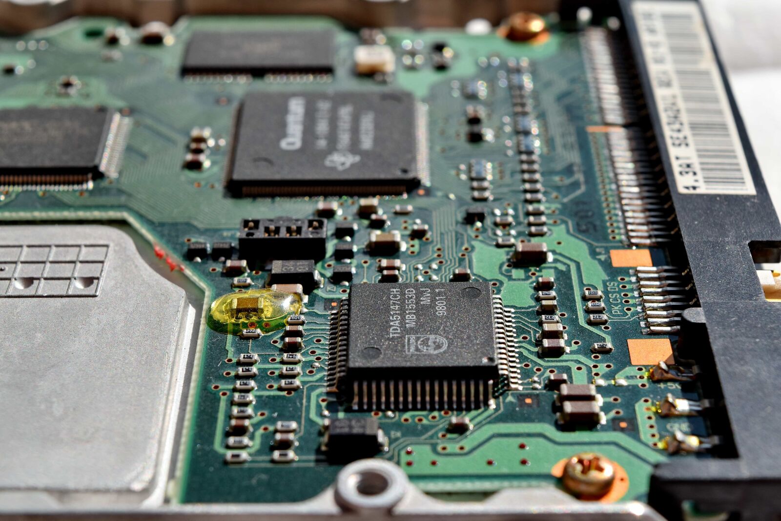 Nikon D5500 sample photo. Motherboard, processor, transistor, circuit photography