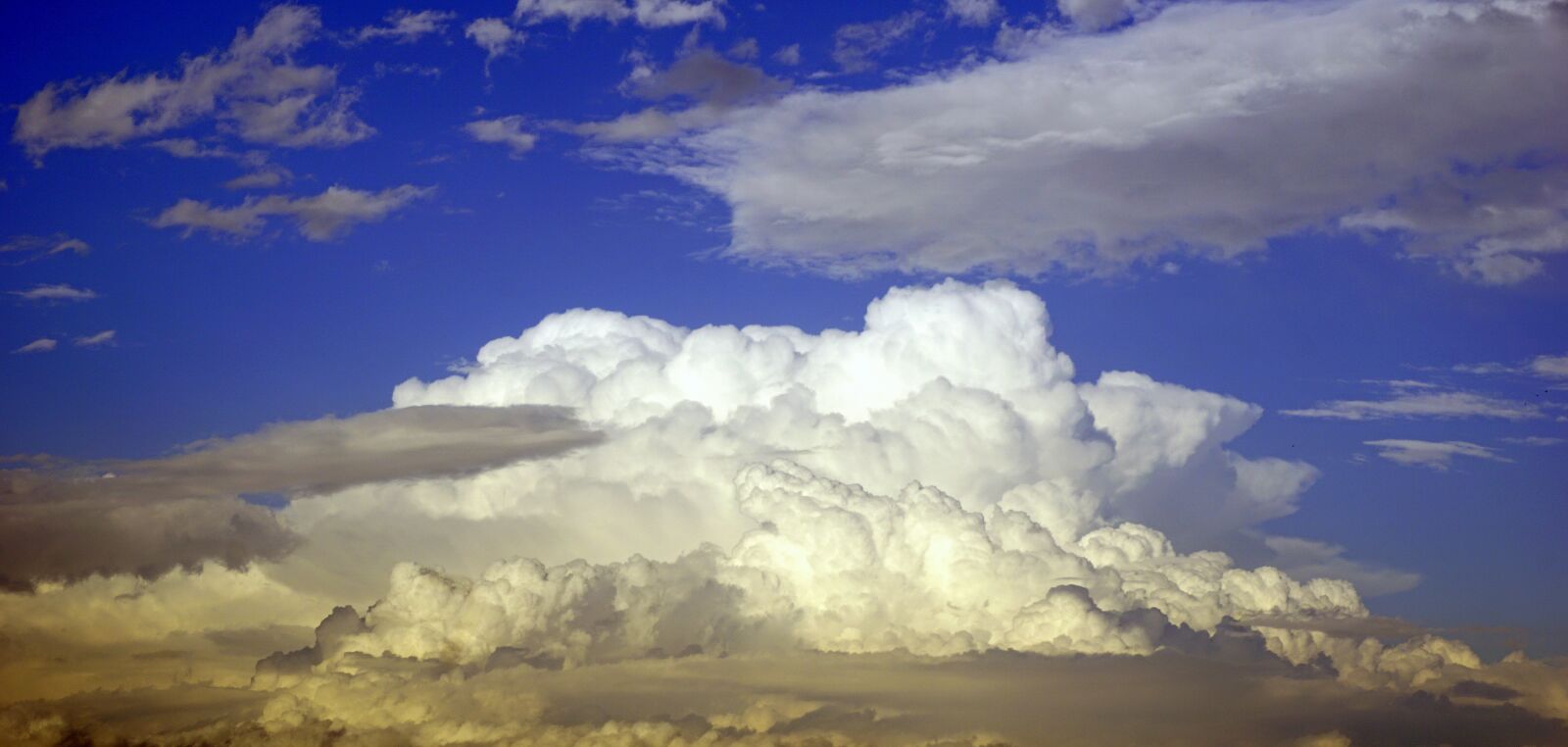 Sony a6000 sample photo. Cloud, thundercloud, landscape photography