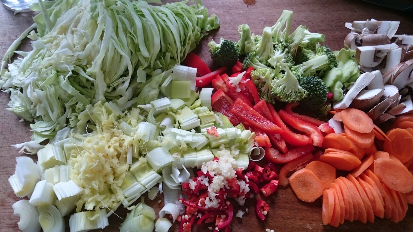 Sony Xperia Z3 sample photo. Raw vegetables, preparation, stir-fry photography