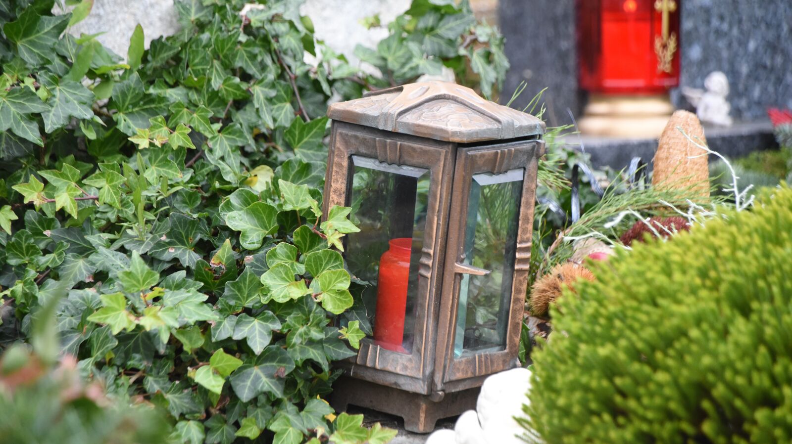 Nikon D750 sample photo. Cemetery, grave, all saints' photography