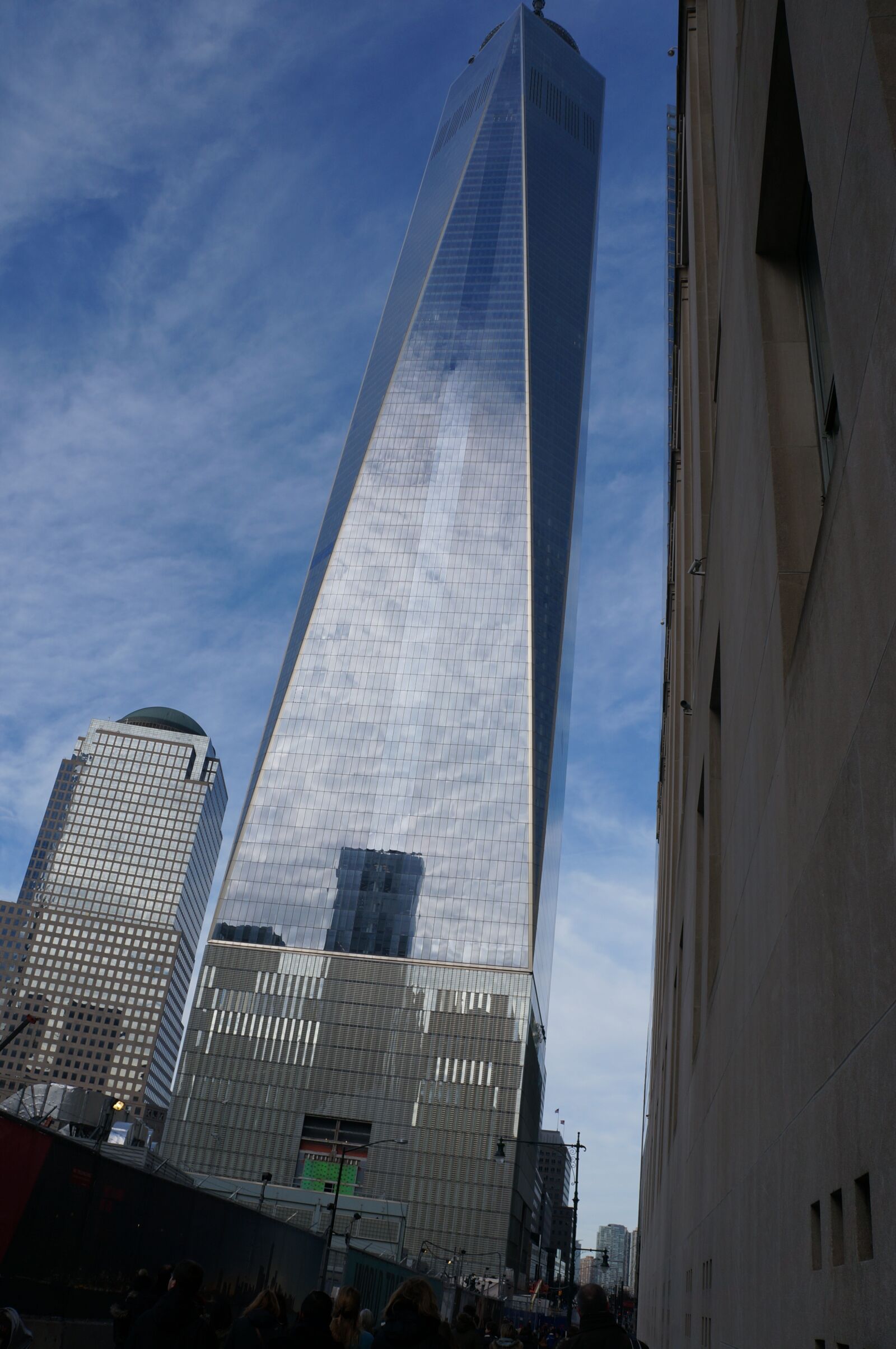 Sony Alpha NEX-5R + Sony E 18-55mm F3.5-5.6 OSS sample photo. New york, city, manhattan photography