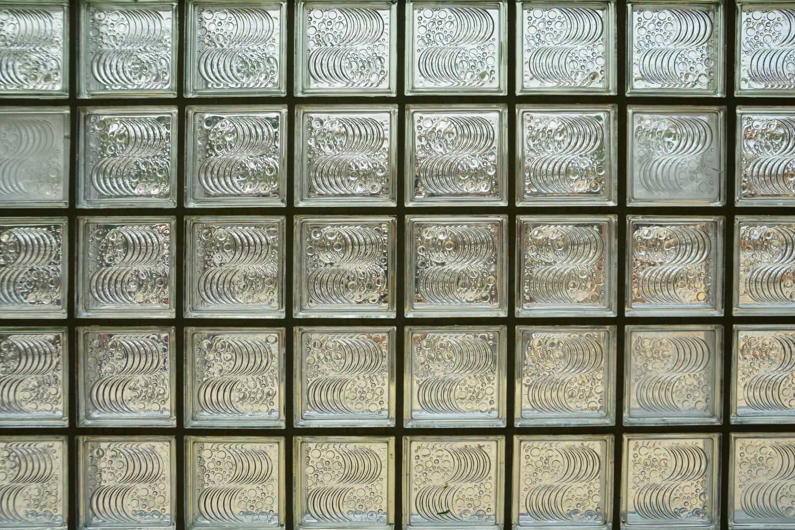 Nikon D5200 sample photo. Glass, window, squares photography
