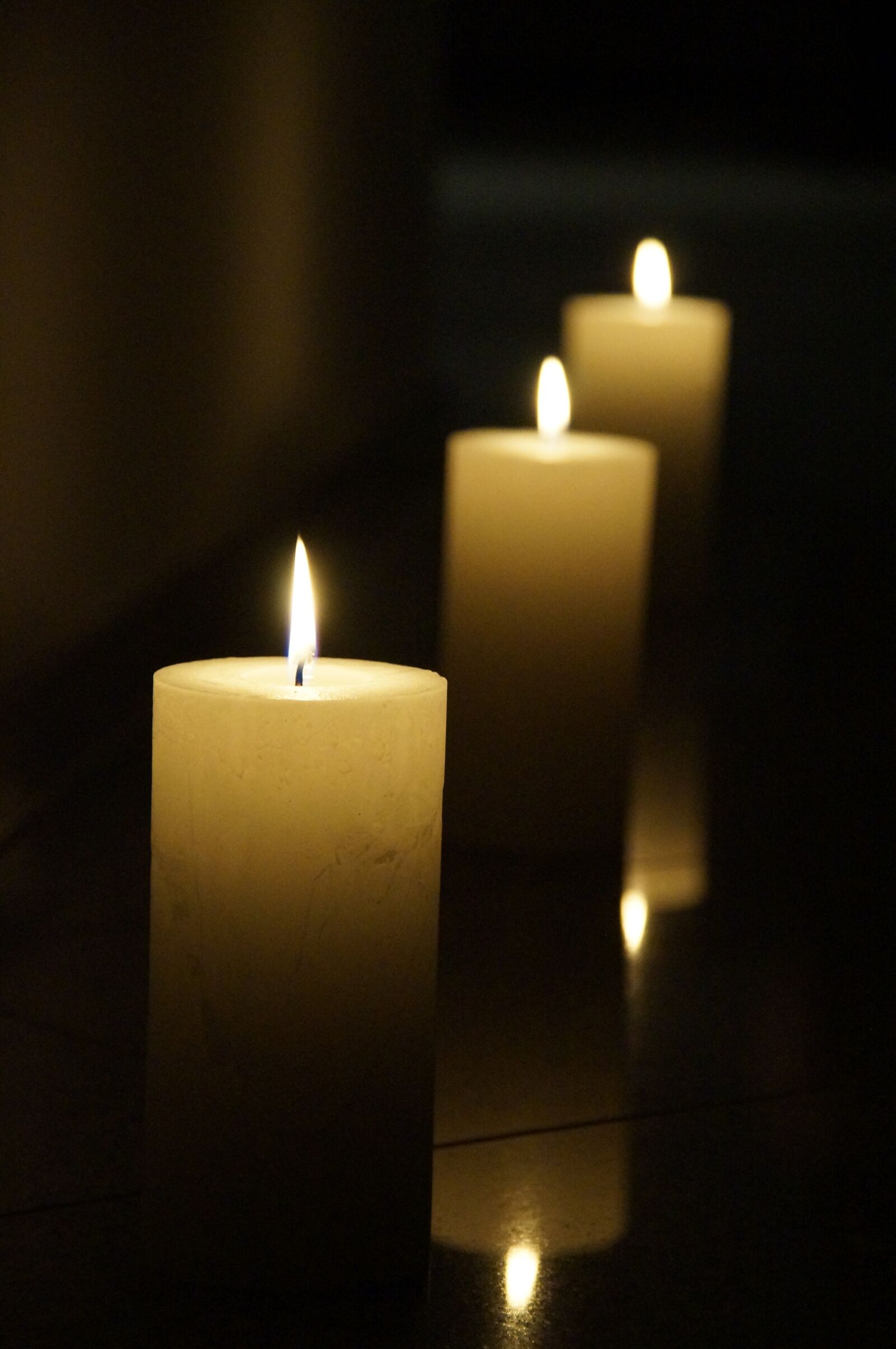 Sony SLT-A37 sample photo. Candles, temple, religion photography
