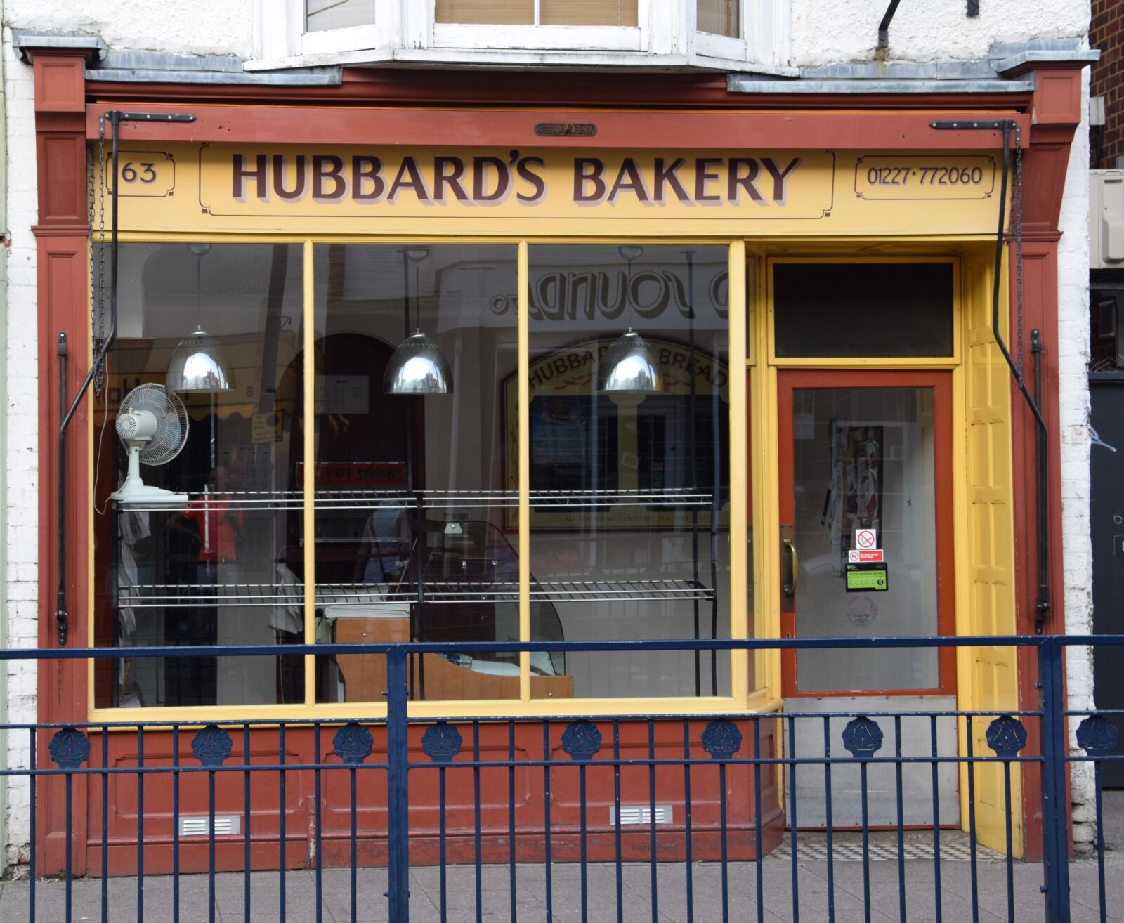 Nikon D3300 sample photo. England, bakery, small photography