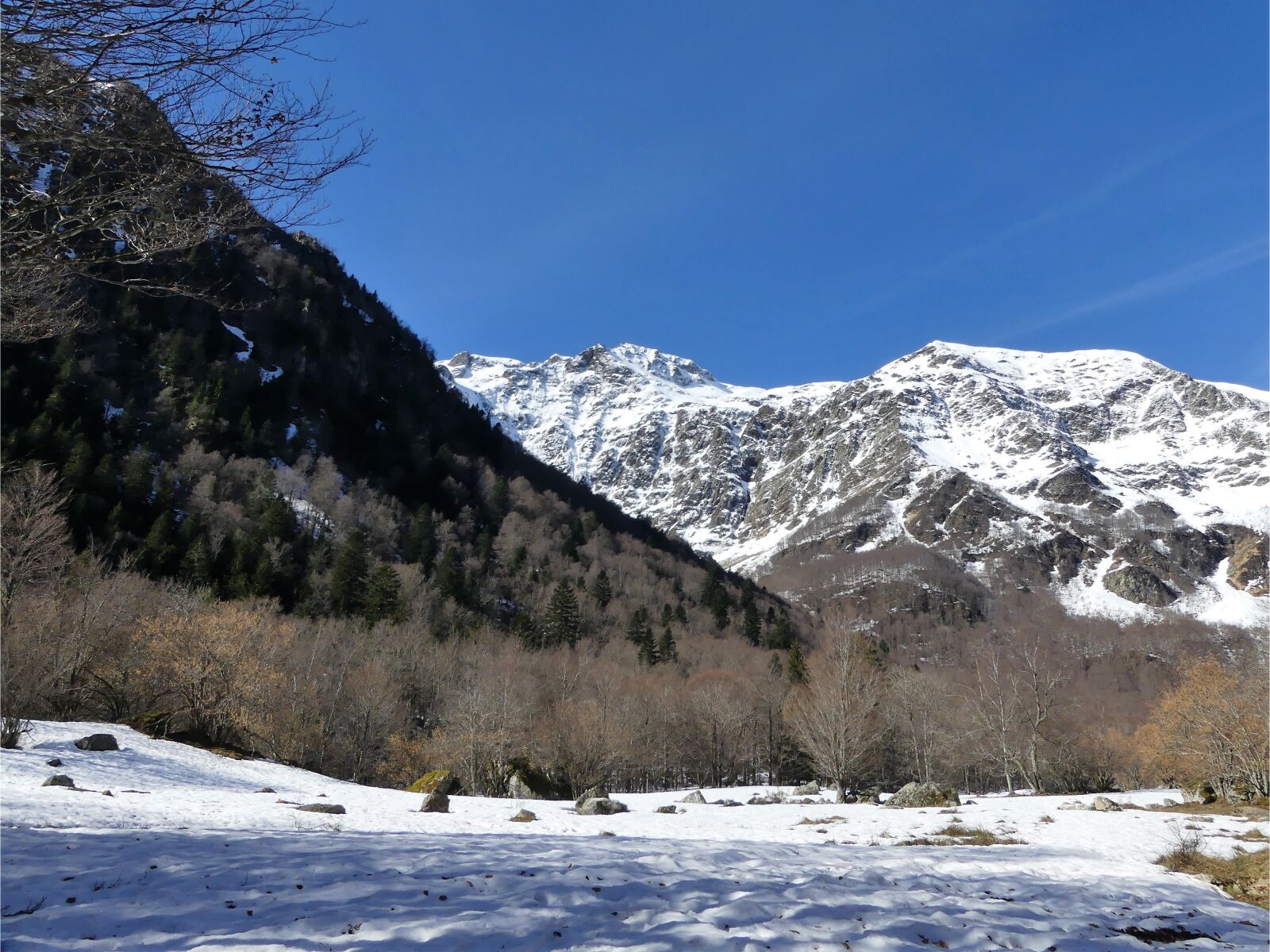 Panasonic Lumix DMC-FZ300 sample photo. Landscape, mountain, winter photography