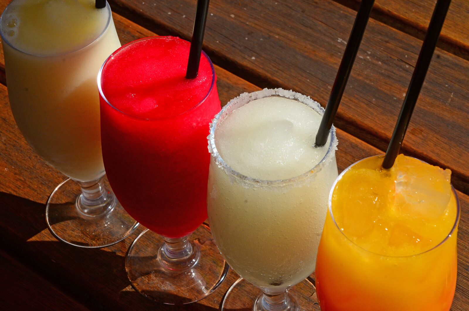 Nikon D7000 sample photo. Fruit cocktails, glass, cocktail photography